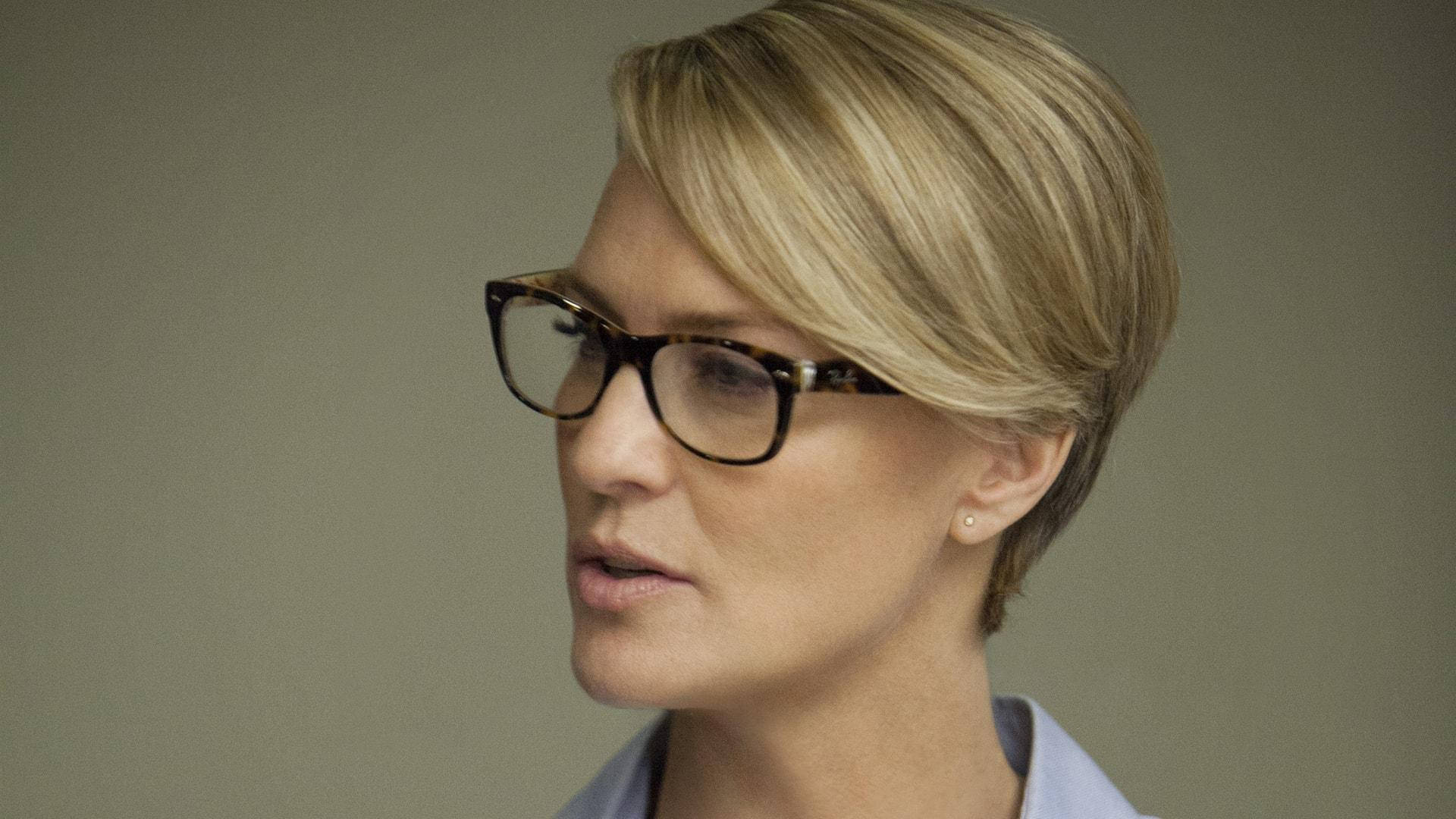 Robin Wright In Netflix Series House Of Cards Background