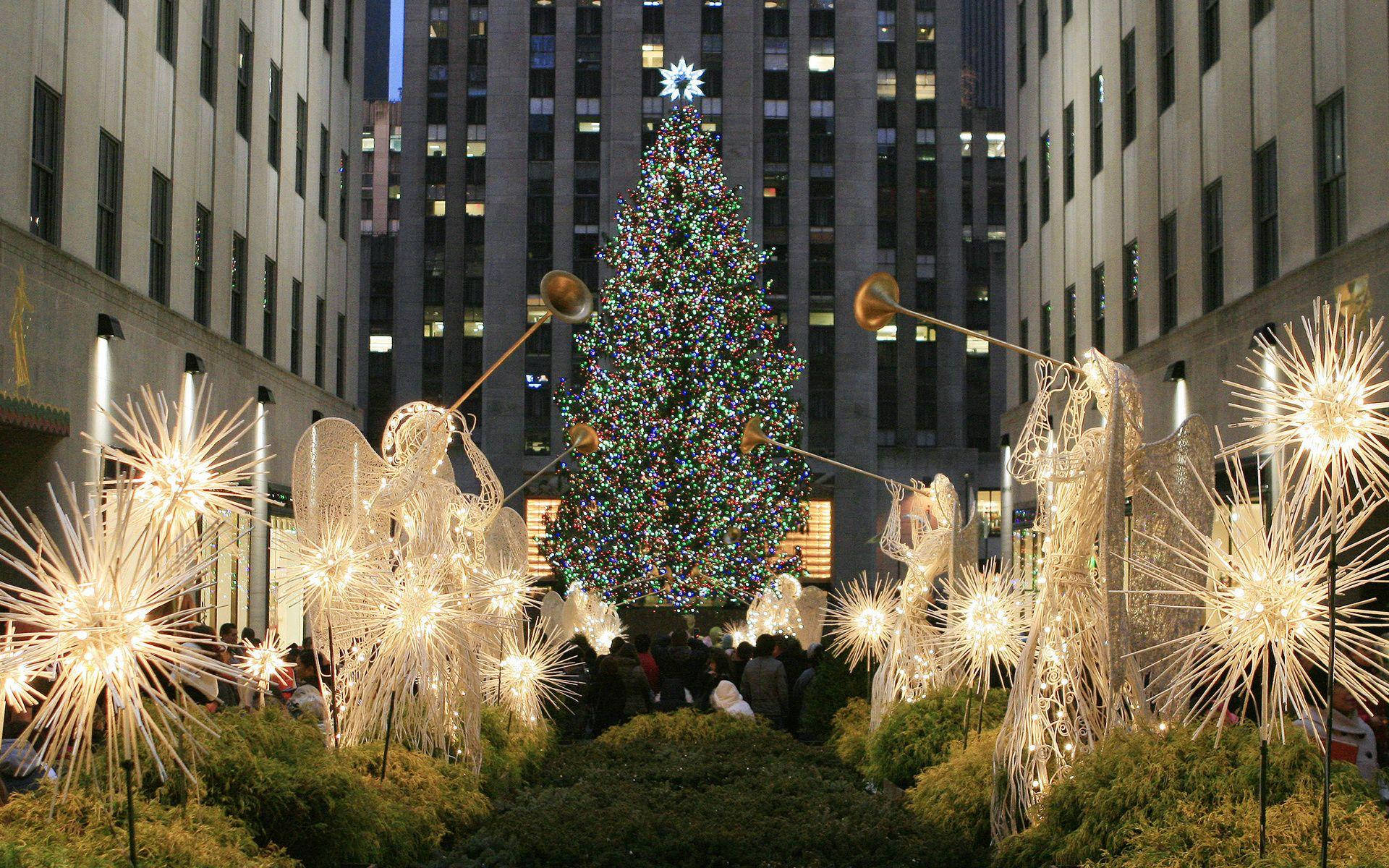 Rockefeller Center Garden Walkway