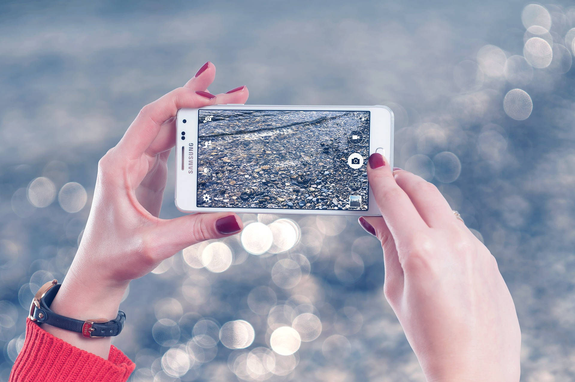 Rocky Shore Picture On Mobile Phone Background