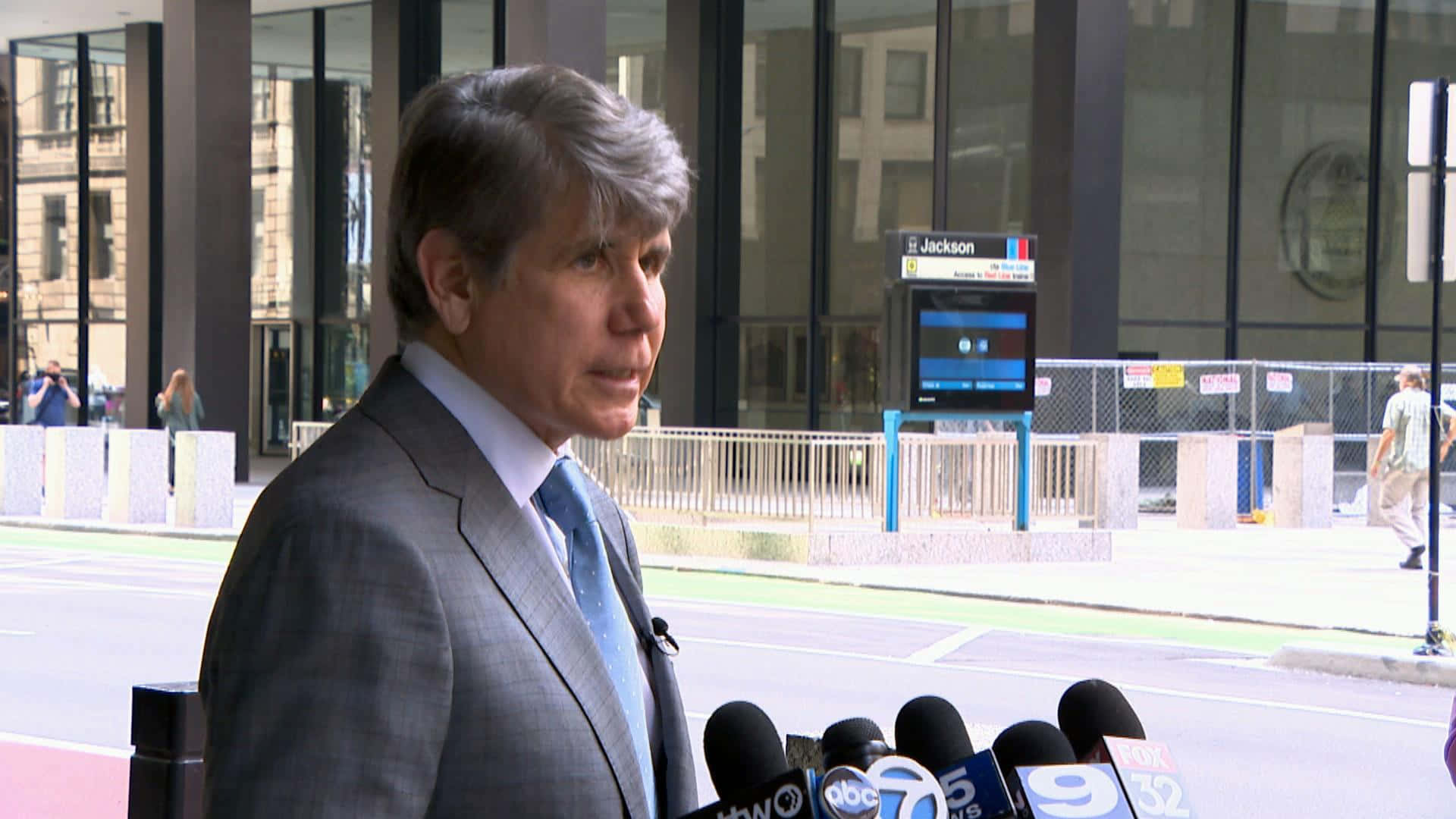 Rod Blagojevich Street Press Conference