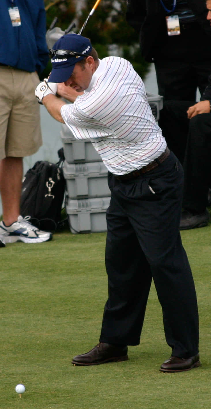 Rod Pampling In Golf Match Background