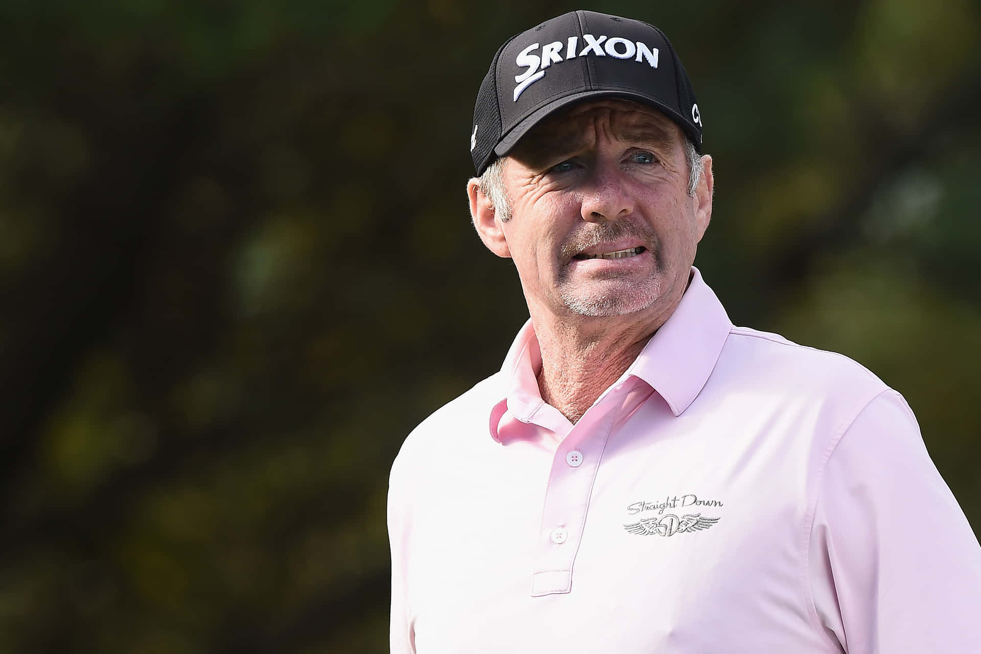 Rod Pampling In Light Pink Shirt Background