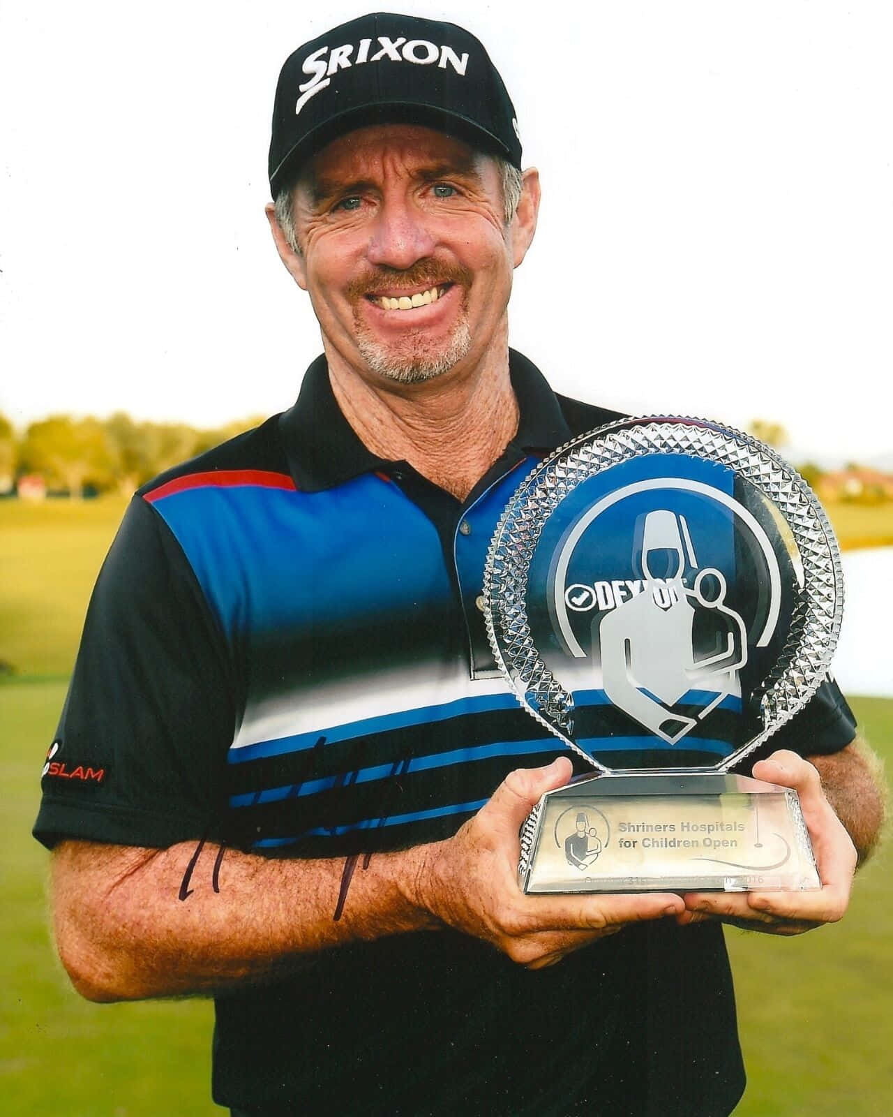 Rod Pampling With Trophy Background
