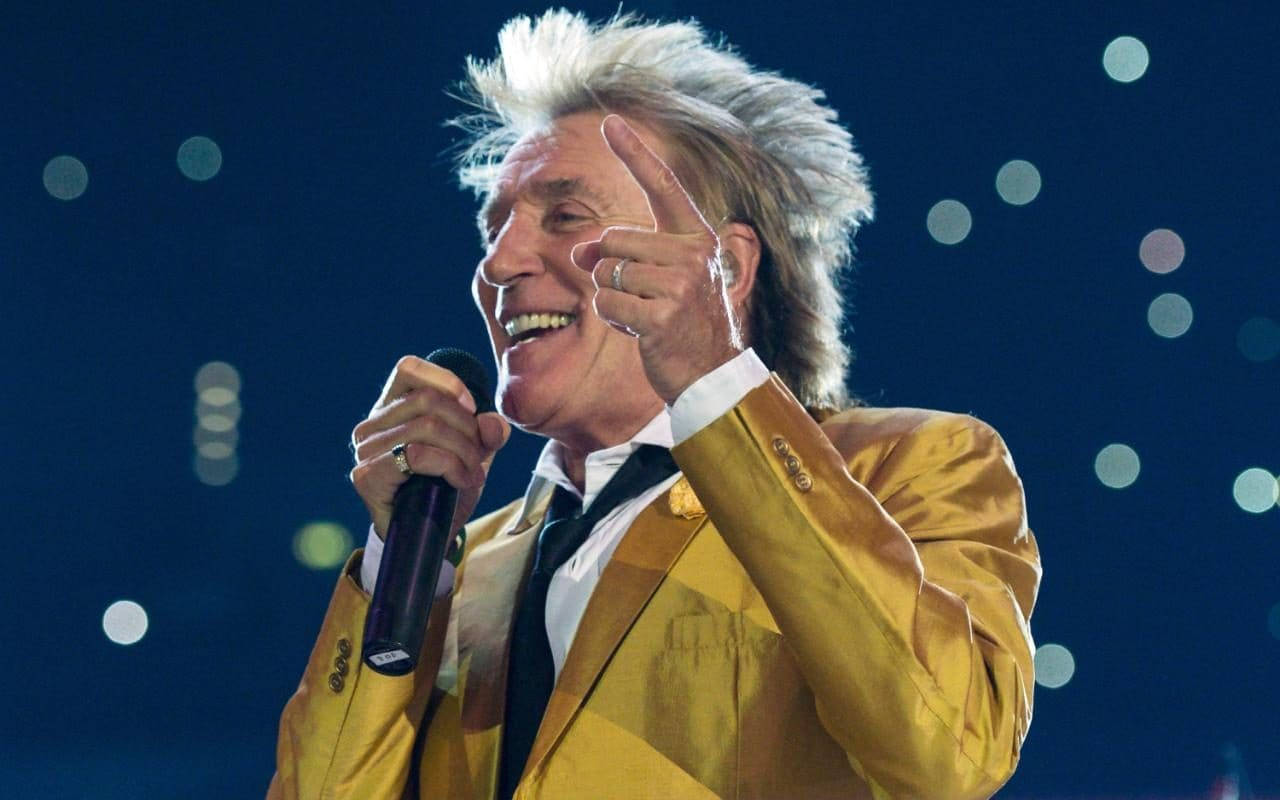 Rod Stewart Live In Birmingham Concert