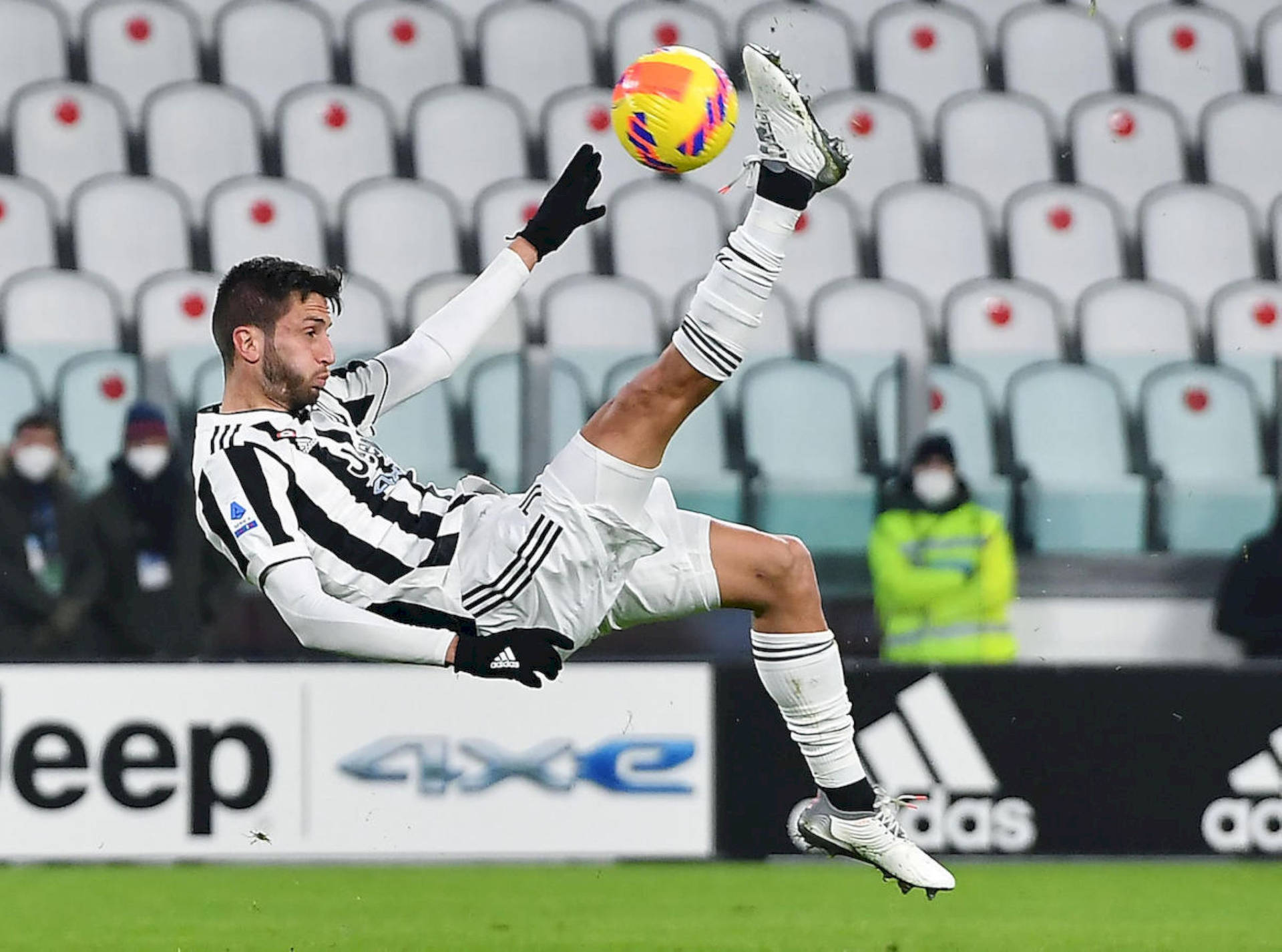 Rodrigo Bentancur Kicking A Ball