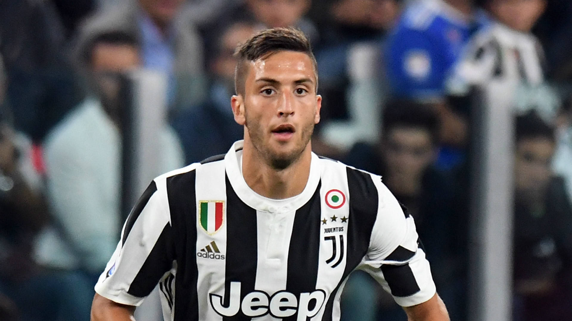 Rodrigo Bentancur Wearing Juventus Jersey Background