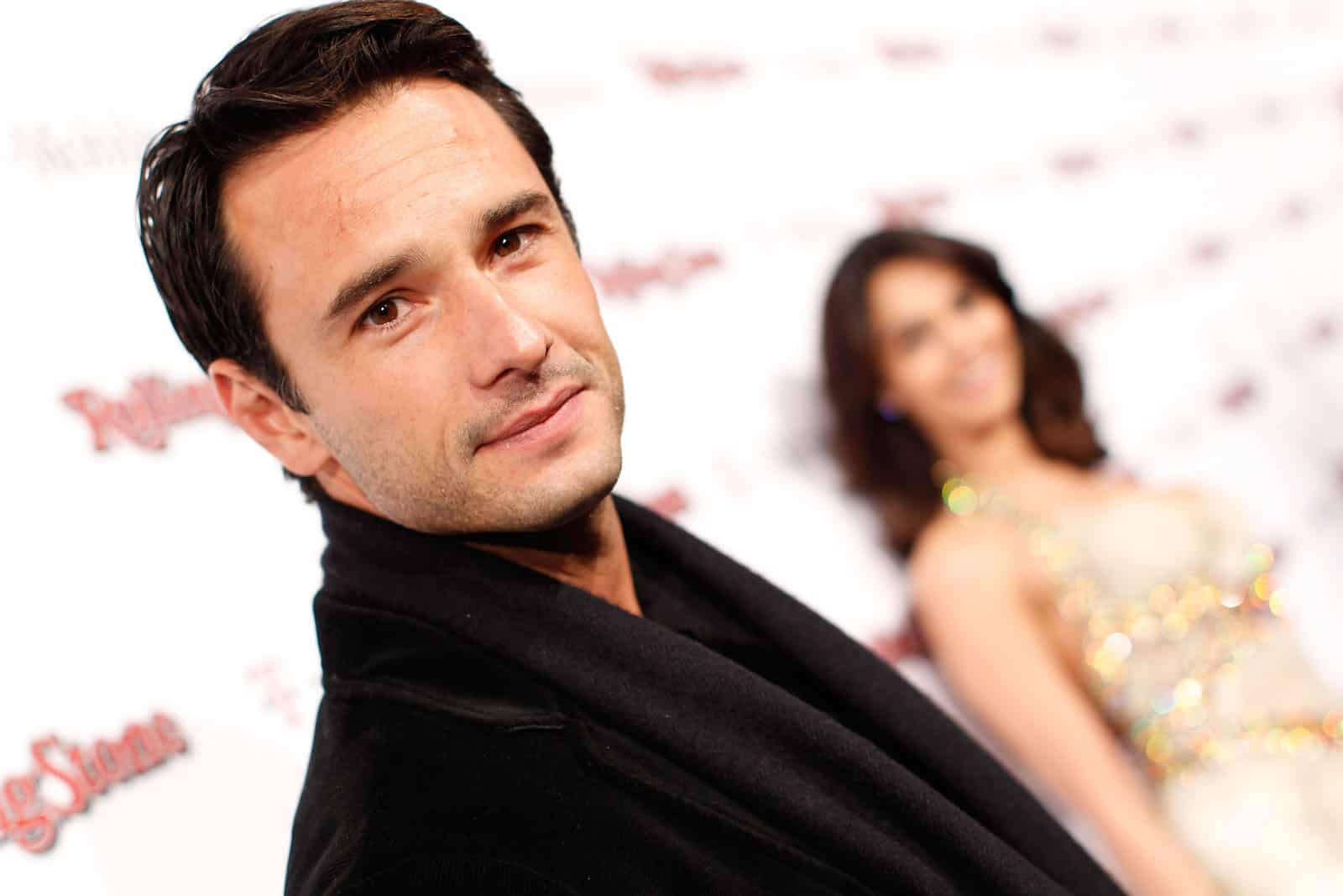 Rodrigo Santoro In Blur Silhouette