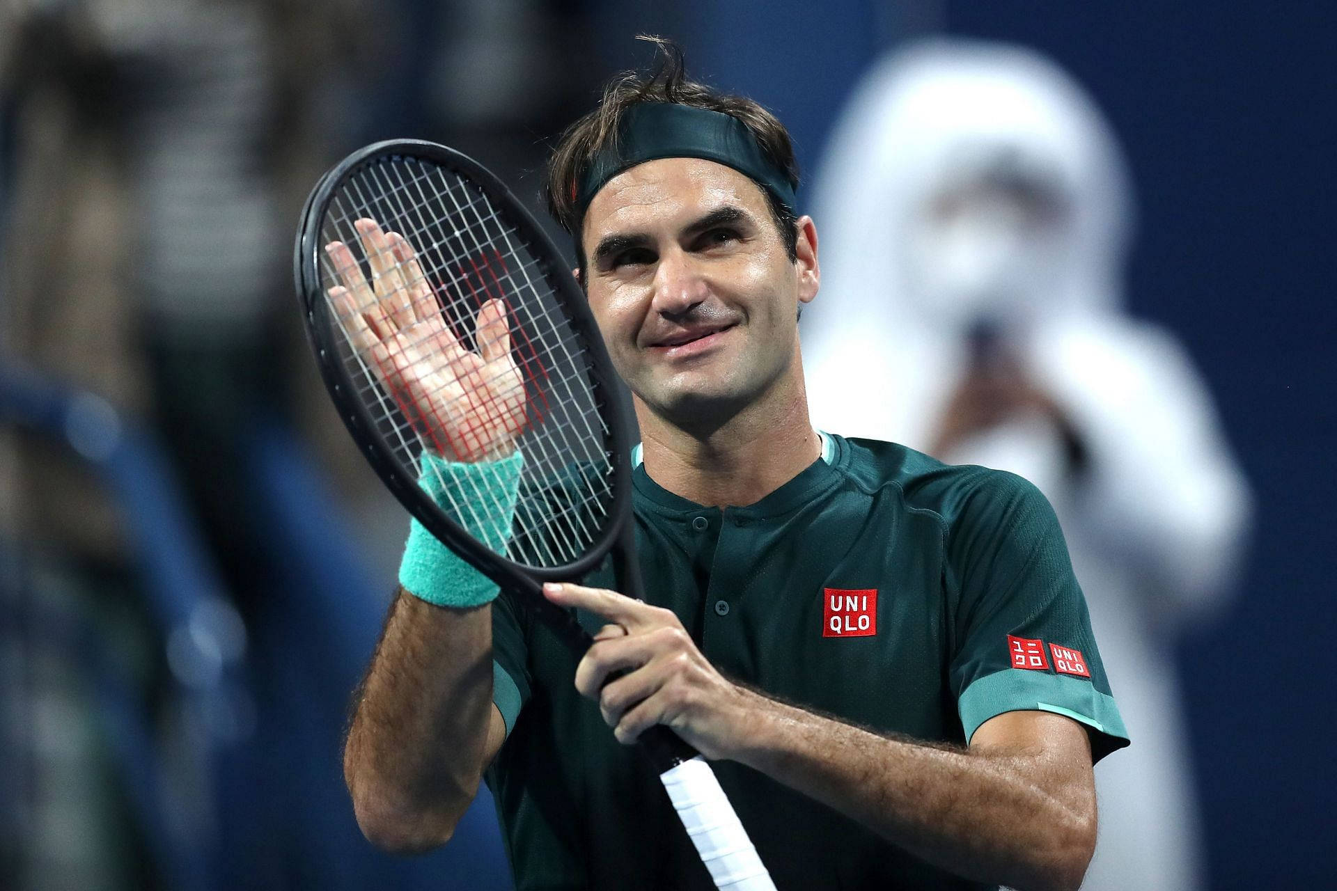 Roger Federer Tennis Uniqlo Background