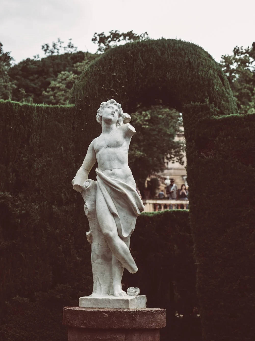 Roman Garden Sculpture Background