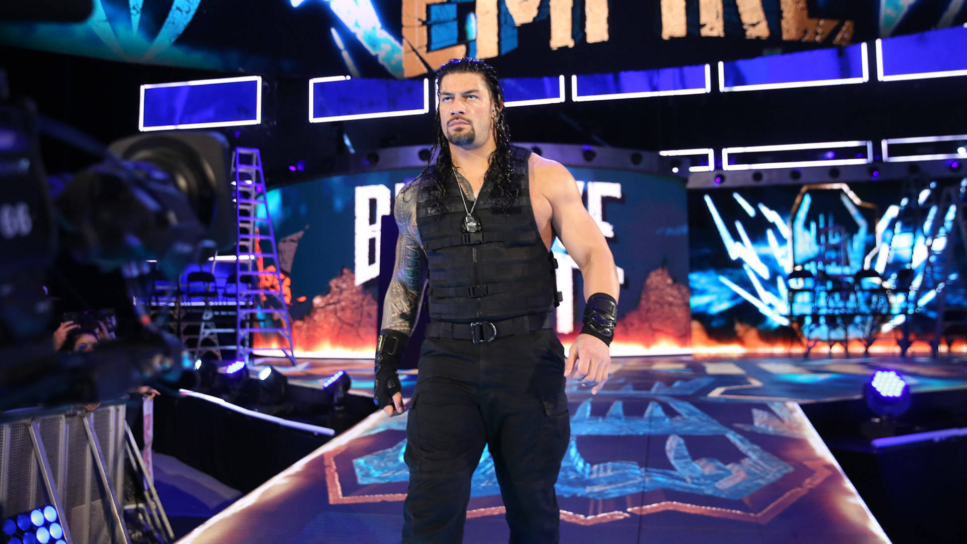 Roman Reigns Monday Night Raw