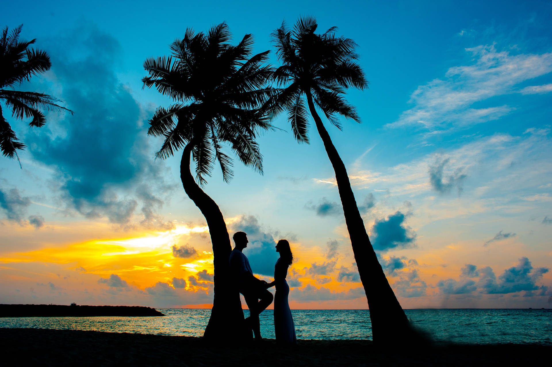 Romantic Love Island Background