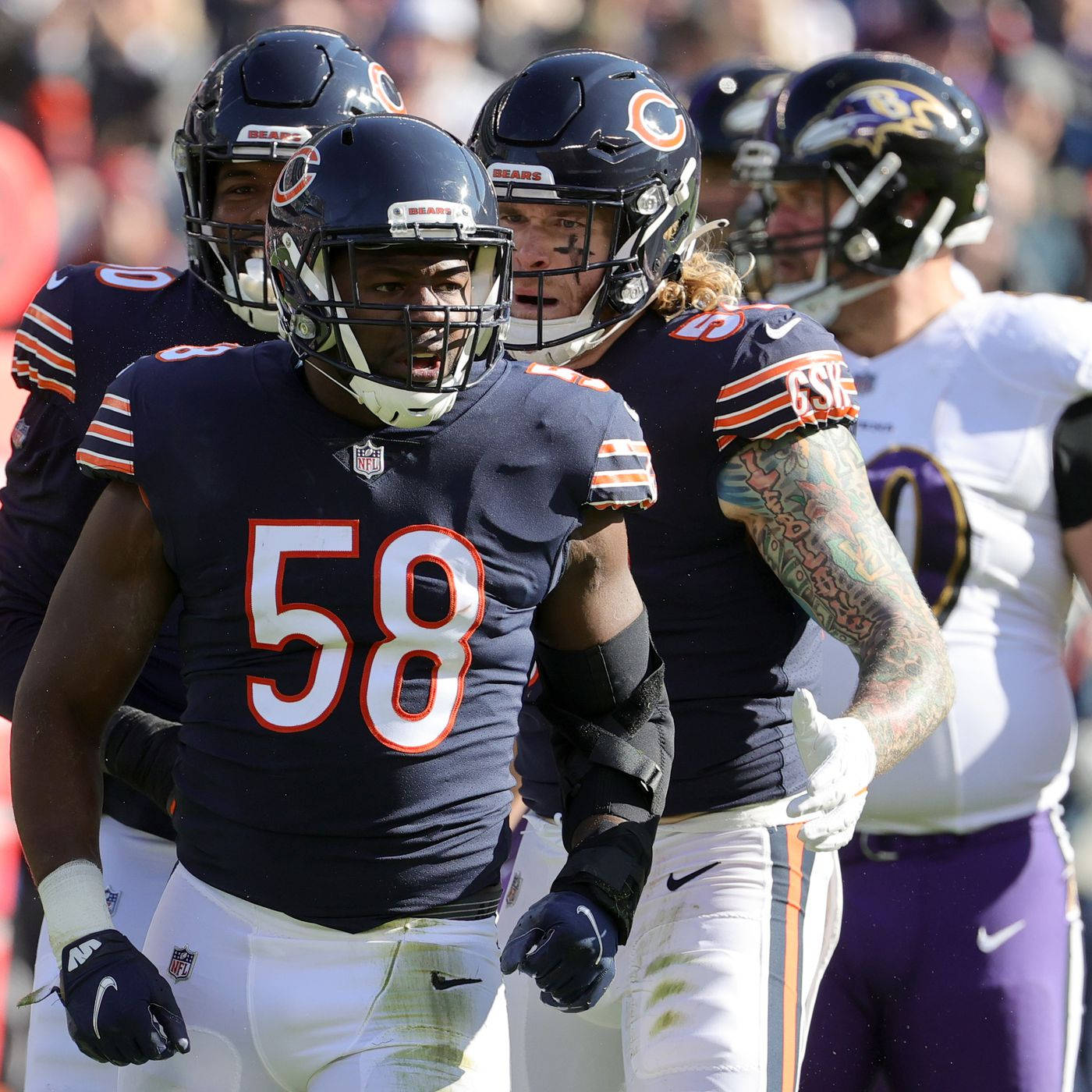 Roquan Smith With Chicago Bears Teammates