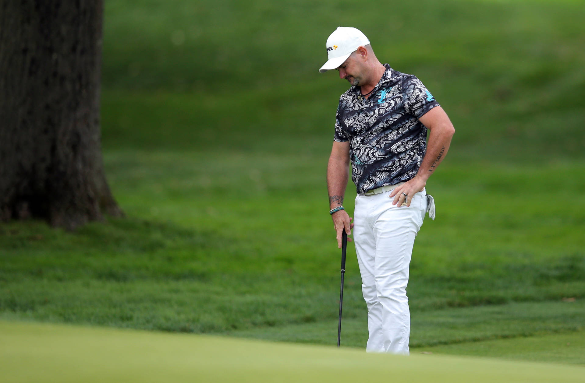 Rory Sabbatini Standing On Golf Course