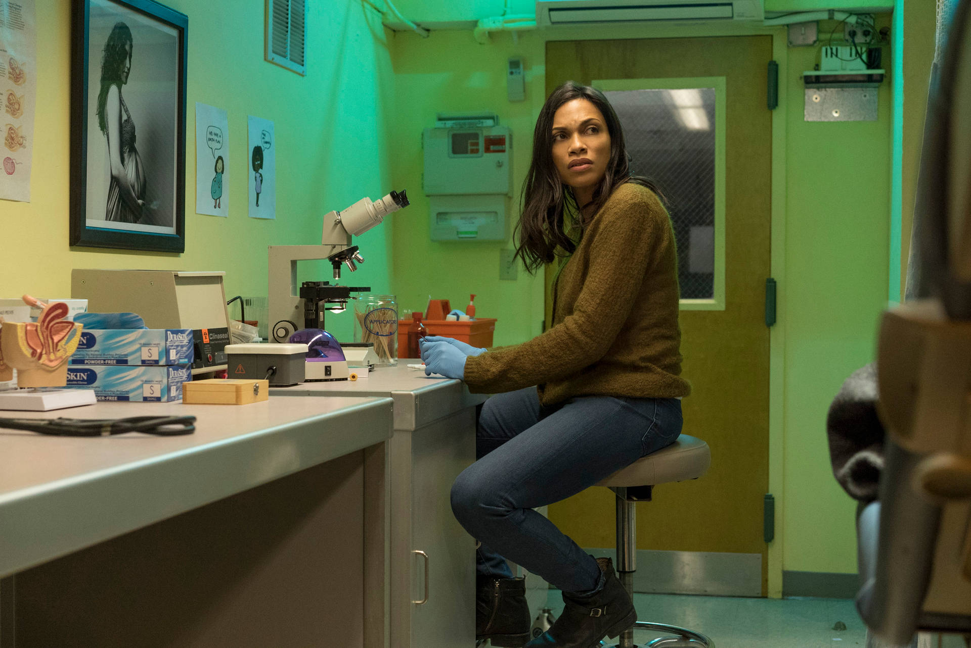 Rosario Dawson In Netflix Luke Cage Background