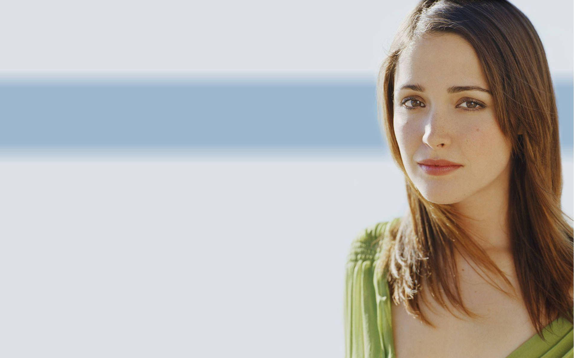 Rose Byrne Veteran Hollywood Actress Background