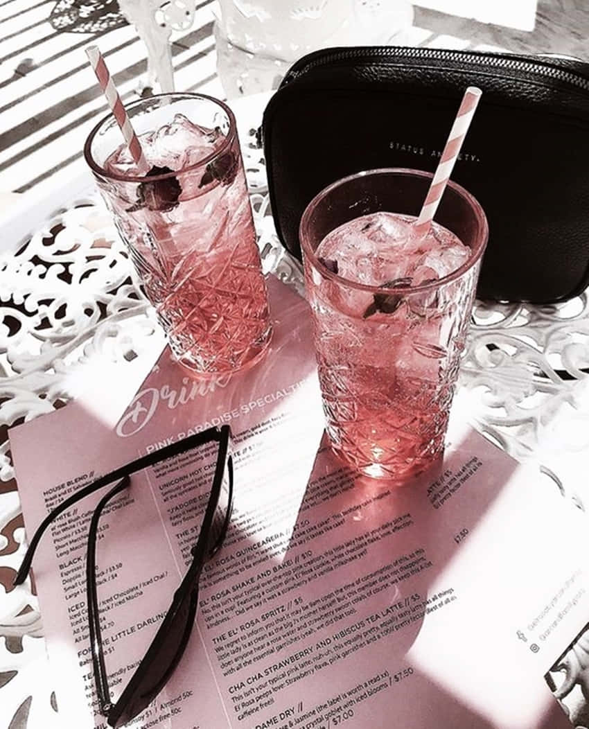 Rose Gold And Black: A Stylish Combination