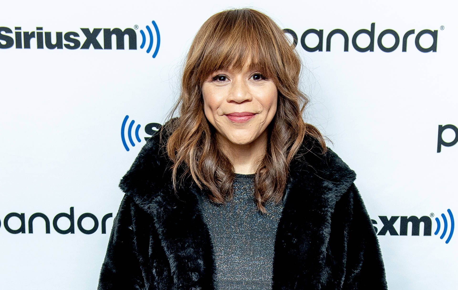 Rosie Perez Siriusxm Studios 2020 Background