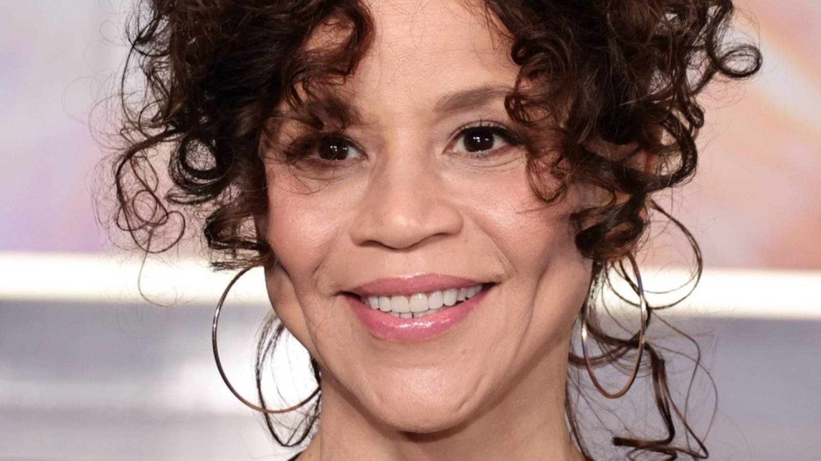 Rosie Perez The Adam Project Premiere Background