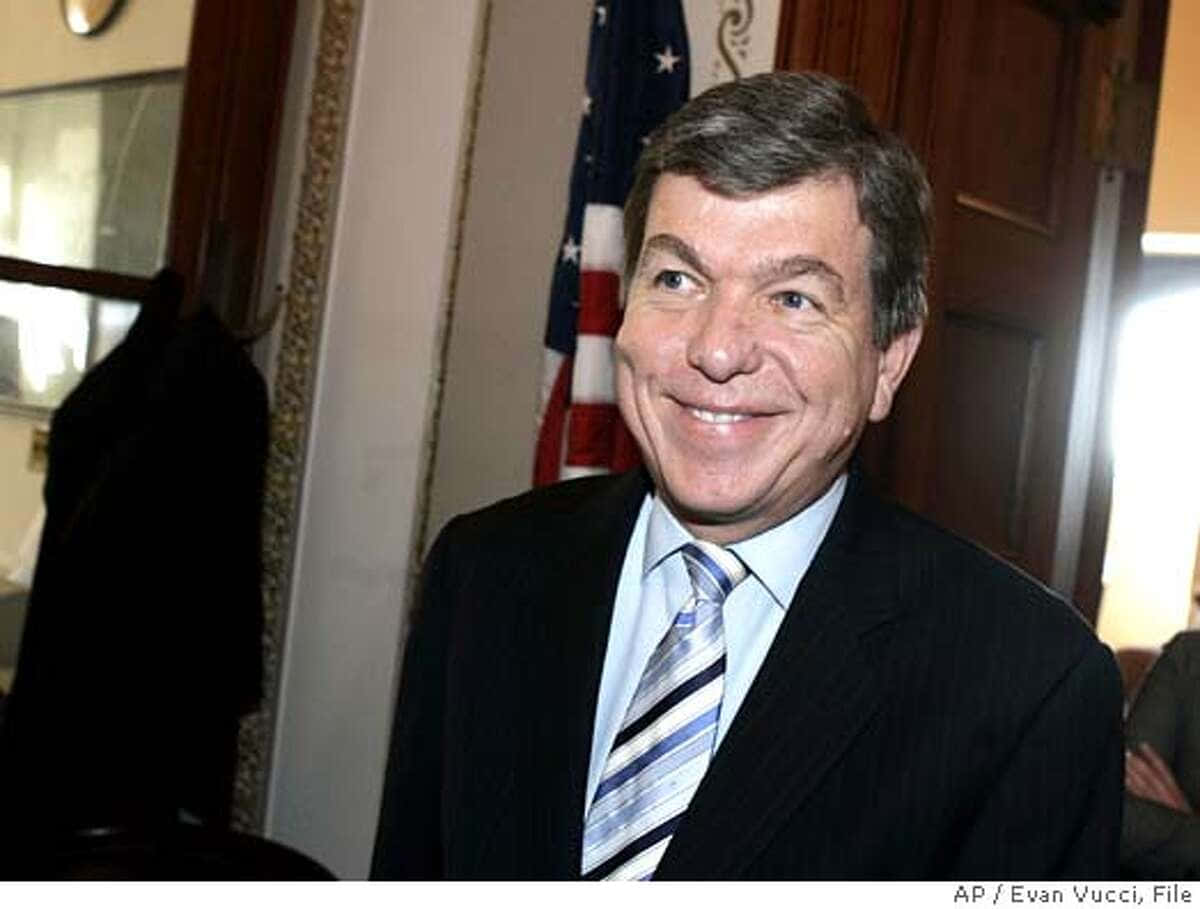 Roy Blunt Happy Smile Background