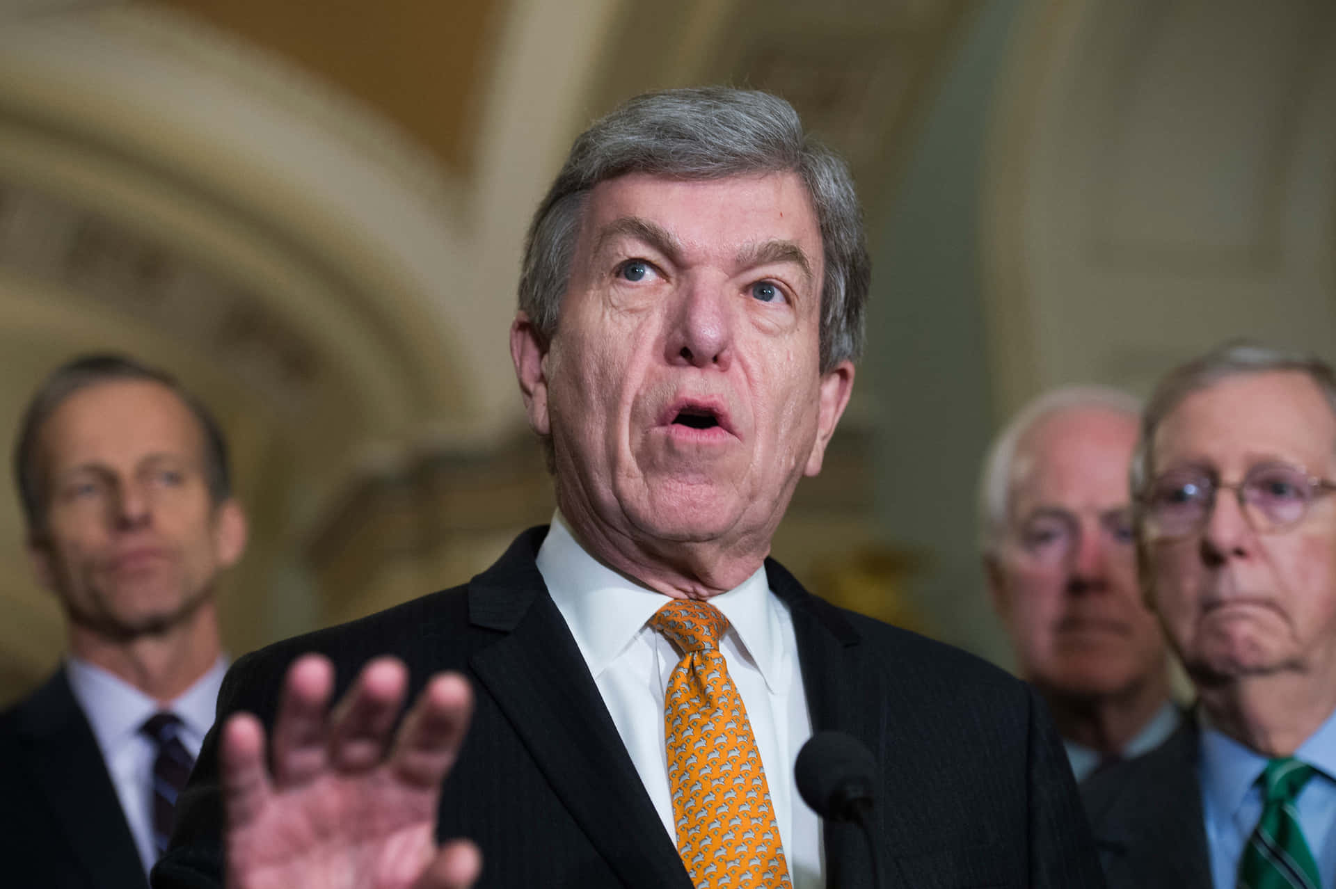 Roy Blunt Low-angle Perspective Background