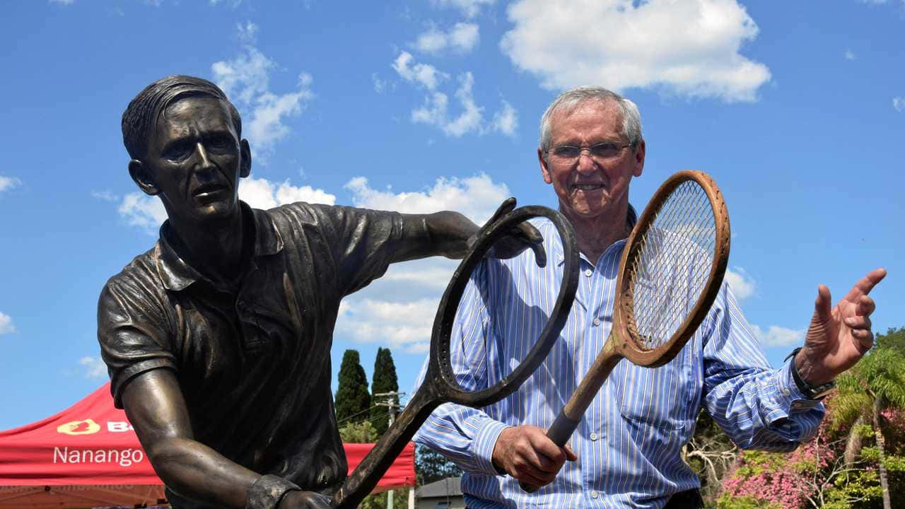 Roy Emerson With Bronze Statue