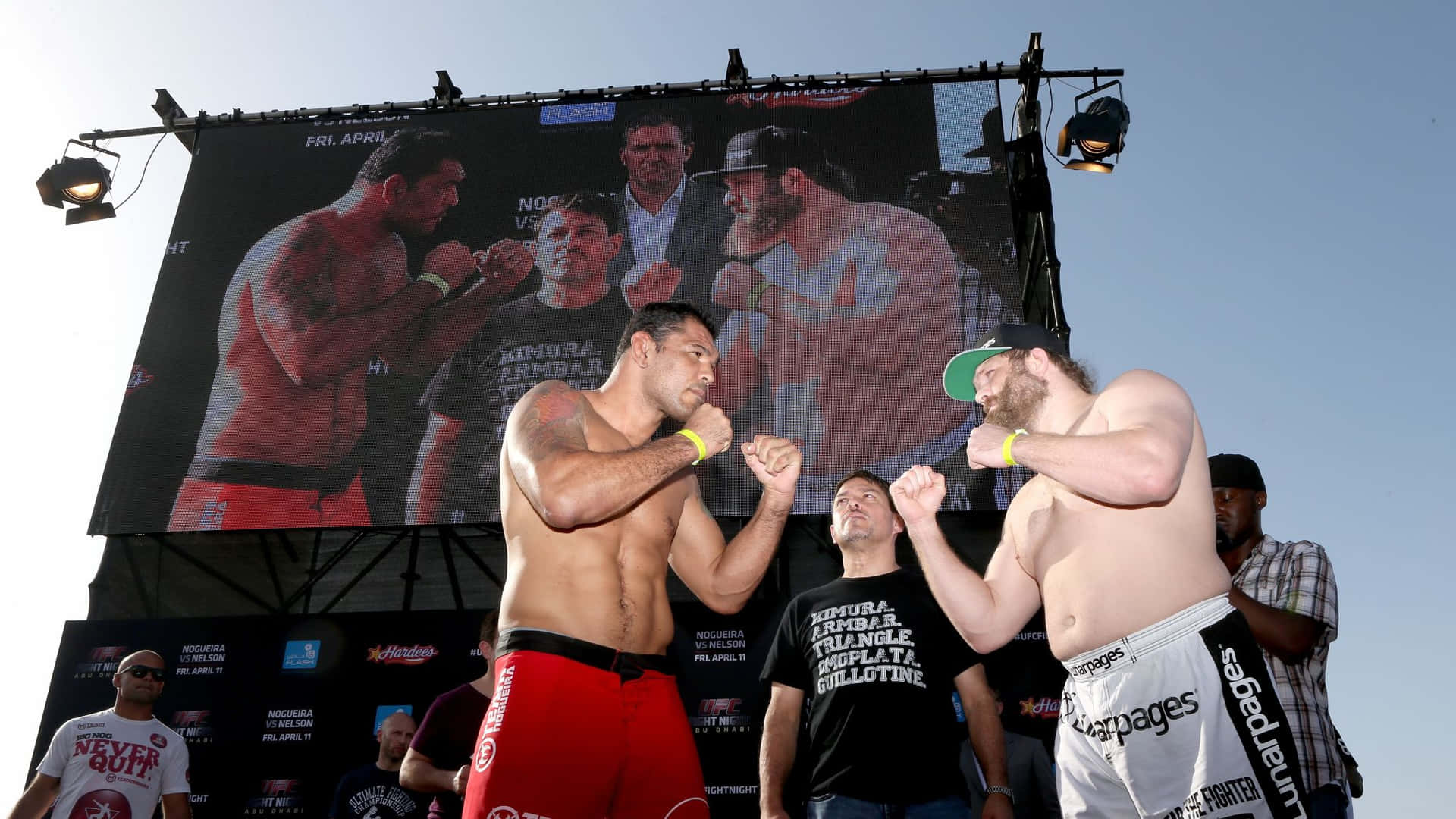 Roy Nelson And Antonio Rodrigo Nogueira Face Off Background