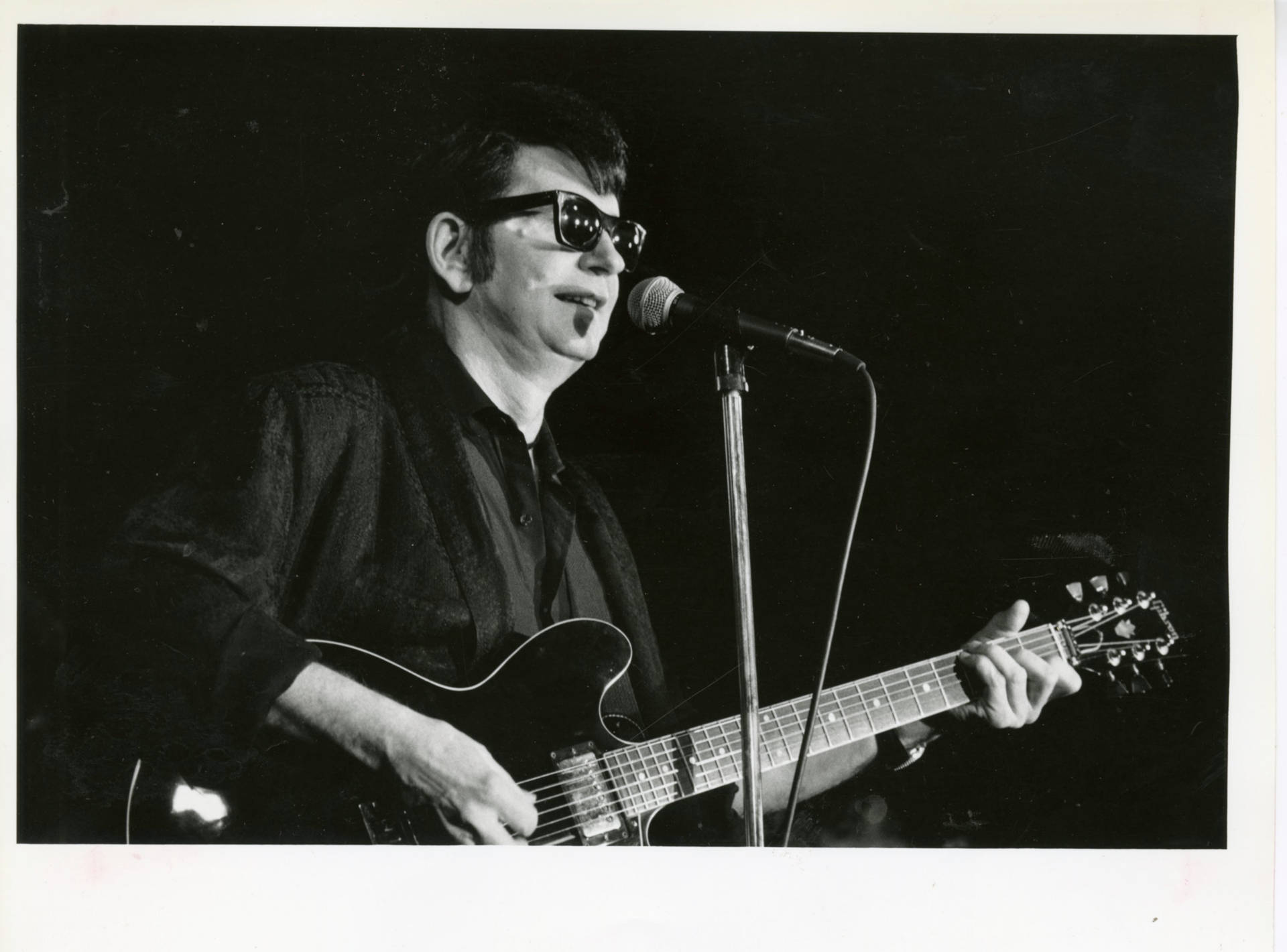 Roy Orbison Black And White Poster Background