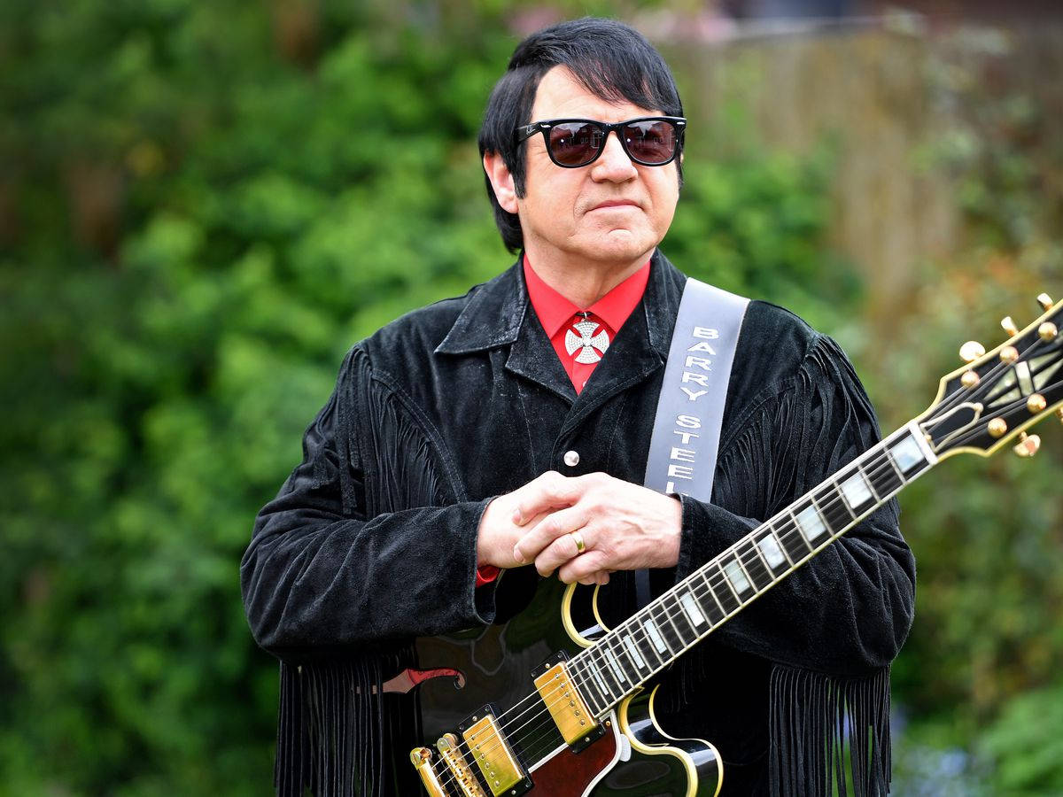 Roy Orbison Outdoor Portrait Background