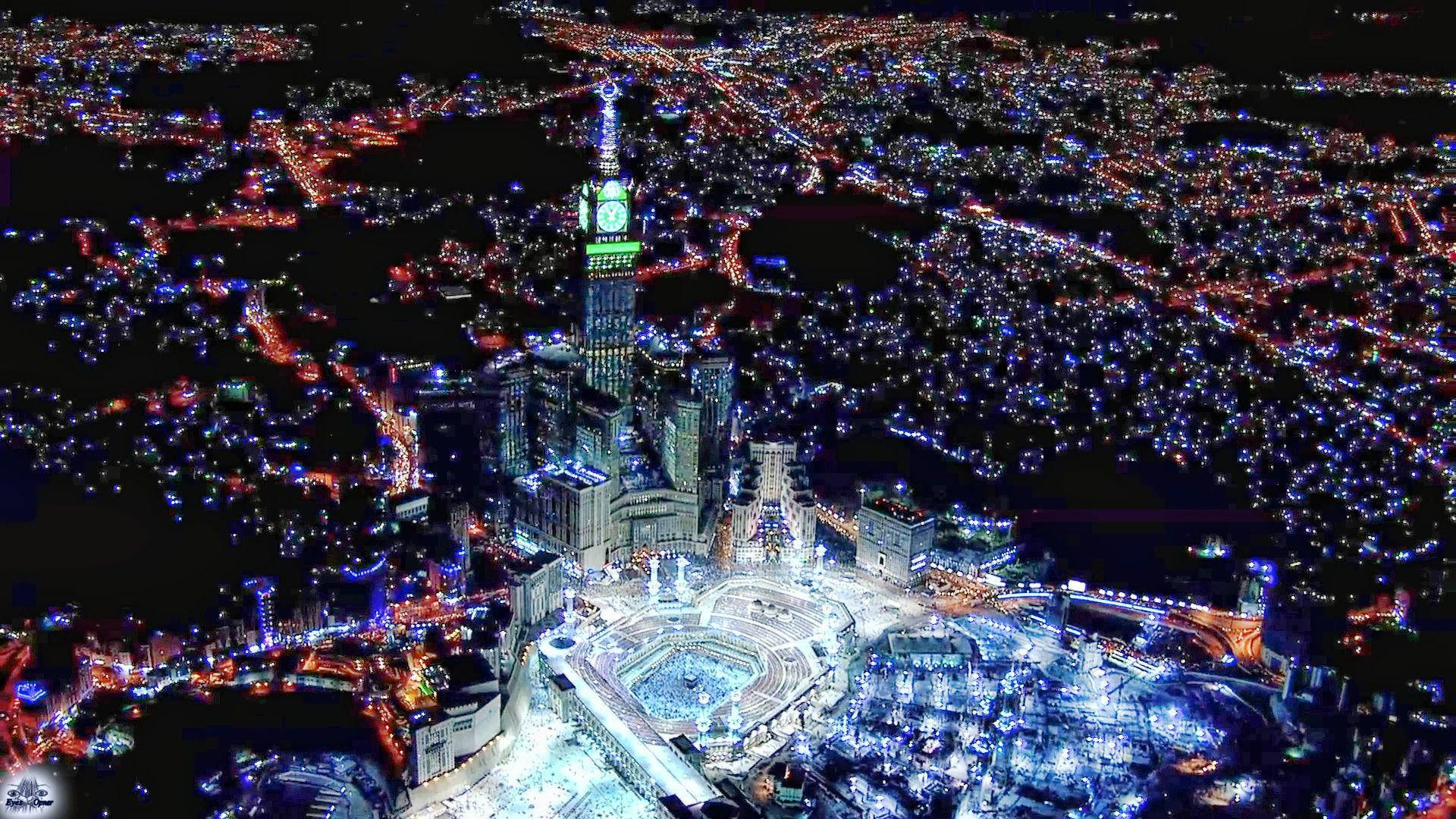 Royal Clock Tower Lights In Makkah Hd Background