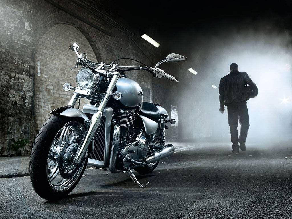 Royal Enfield Hd Tunnel Background