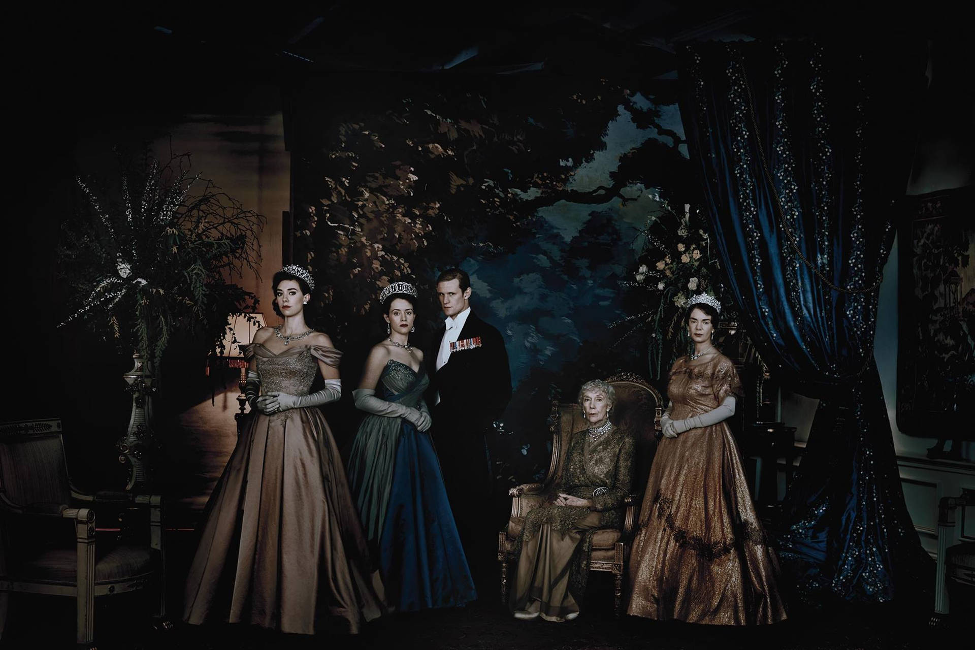 Royal Family Portrait The Crown Background