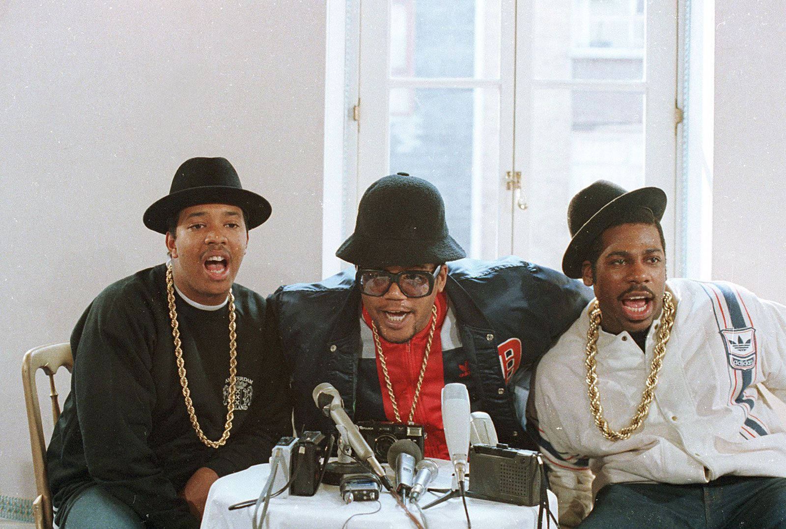 Run D.m.c Three Rappers Conference Background