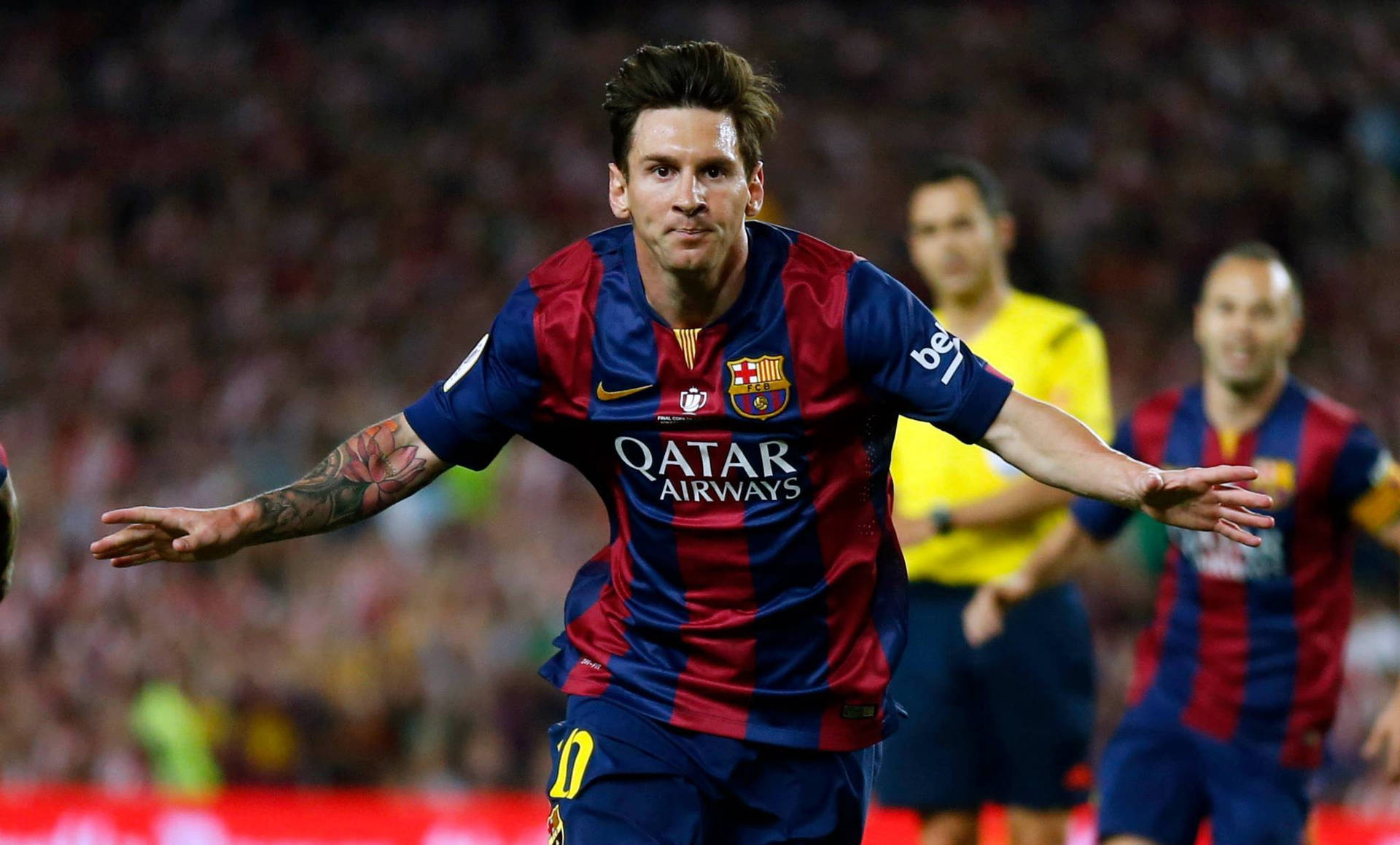 Running At Camera Lionel Messi Background