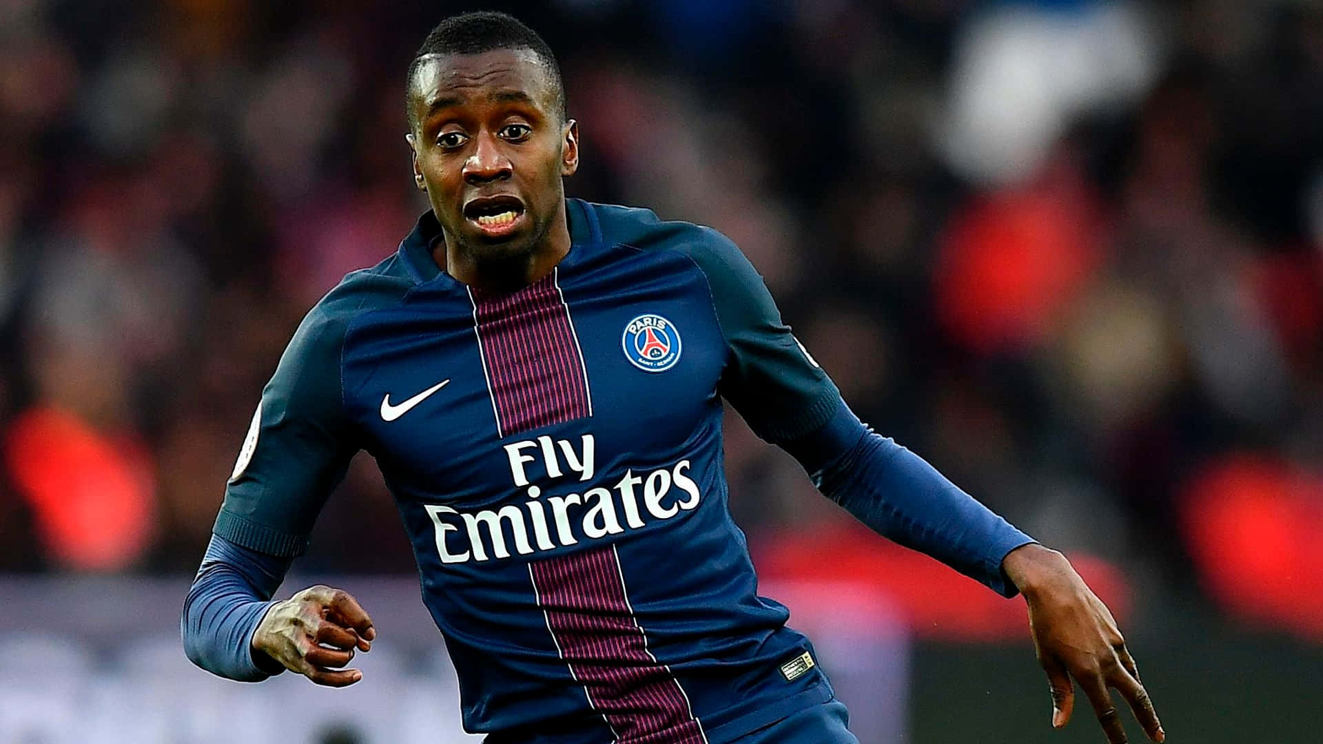 Running Psg Midfielder Blaise Matuidi Background