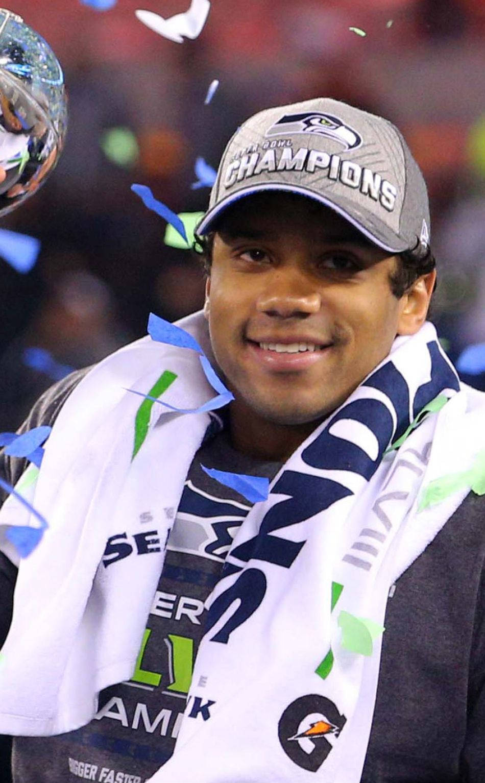 Russell Wilson Confetti Background
