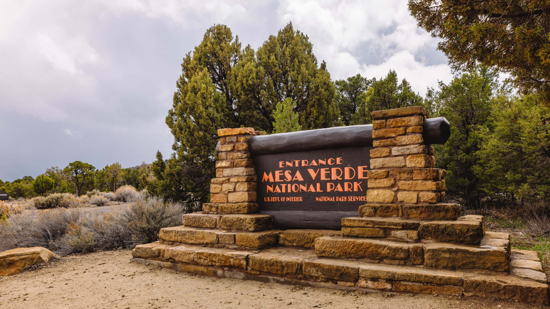 Rustic Design Entrance Sign Mesa Verde National Park Background