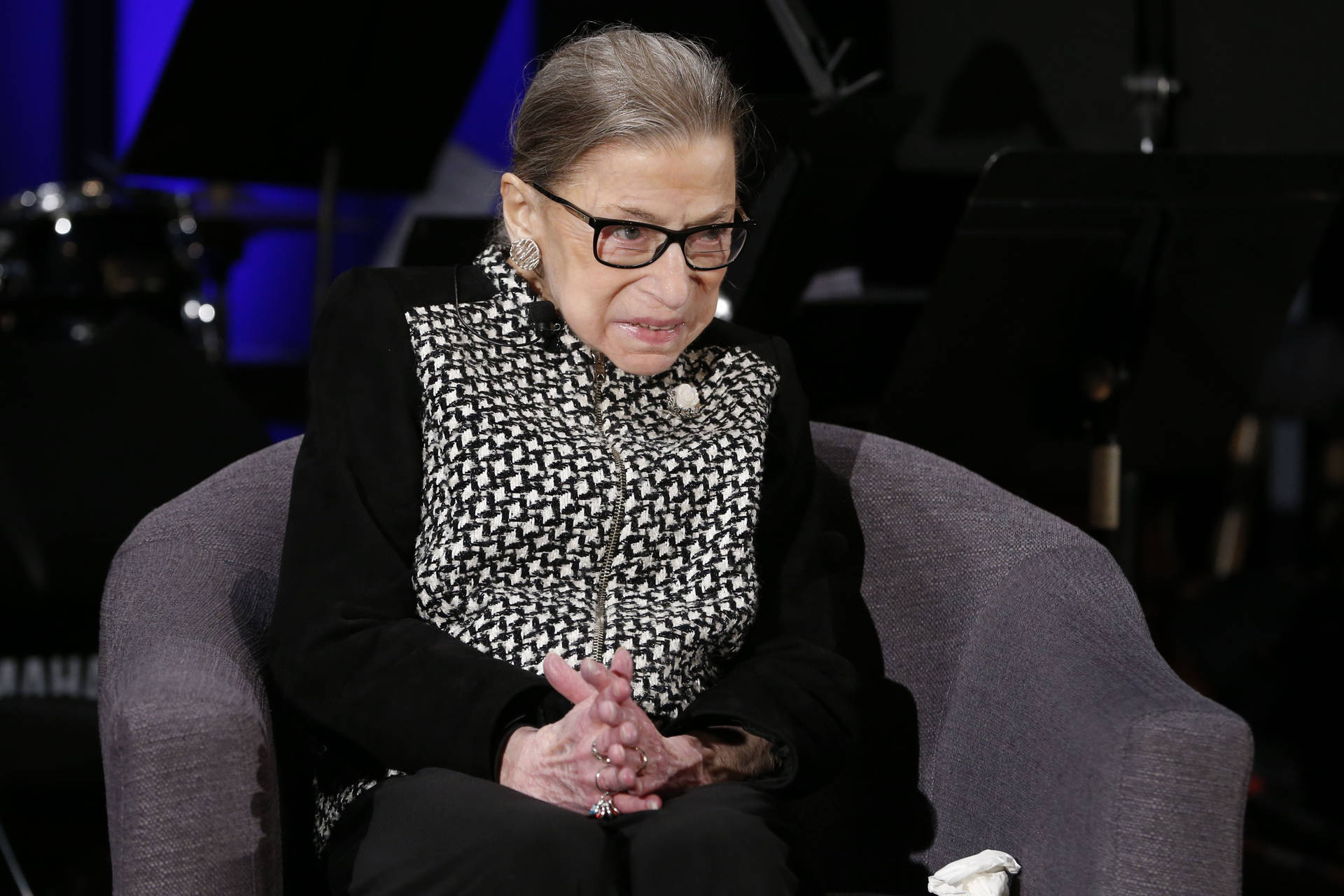 Ruth Bader Ginsburg Checkered Long Sleeves Background
