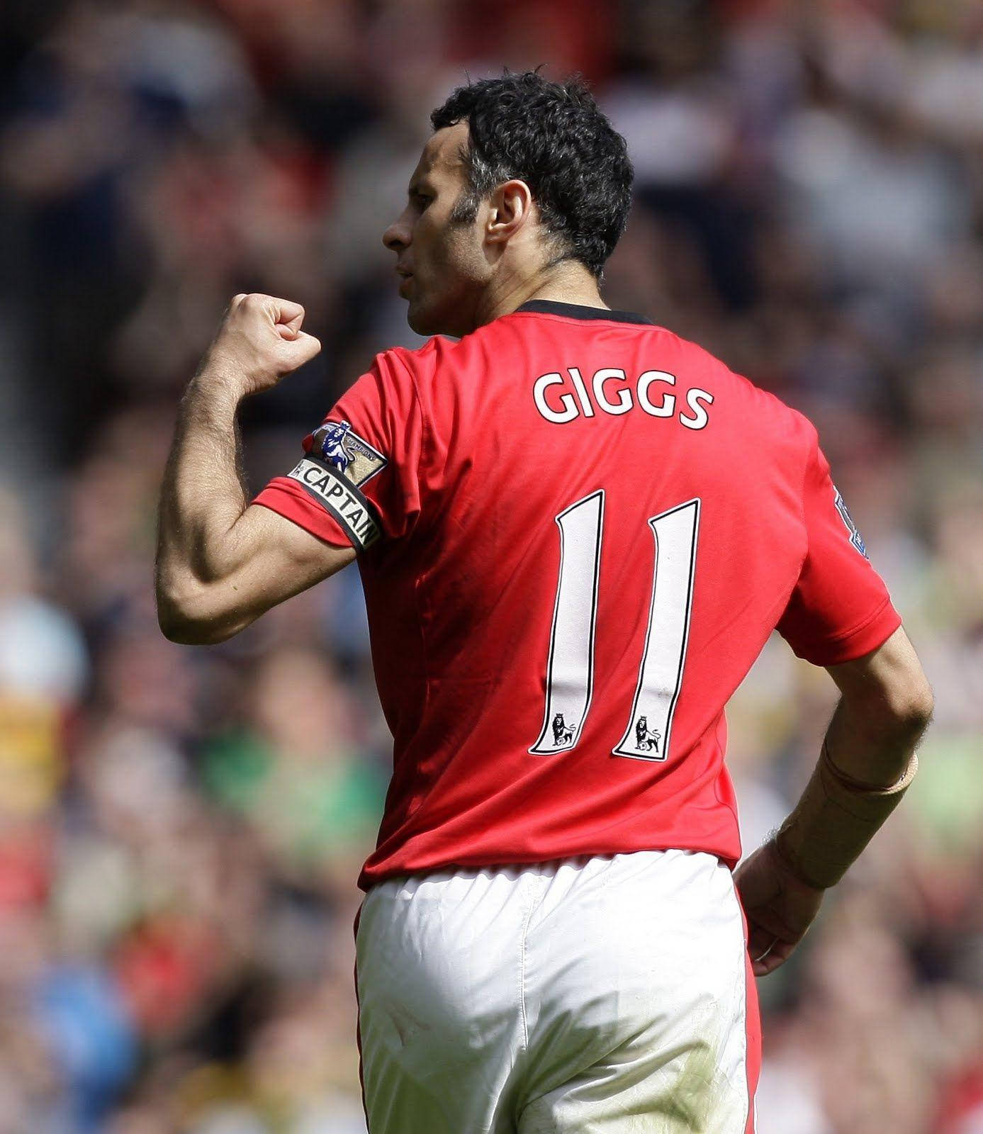 Ryan Giggs Team Captain Number 11 Background