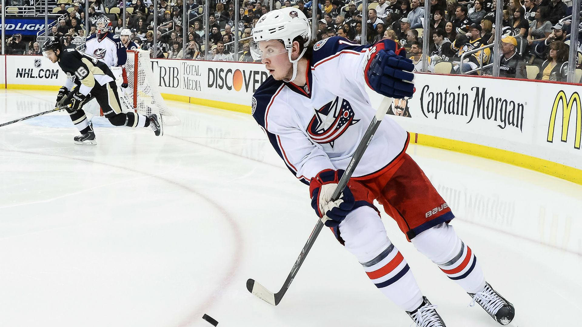 Ryan Johansen Columbus Blue Jackets Chase Puck