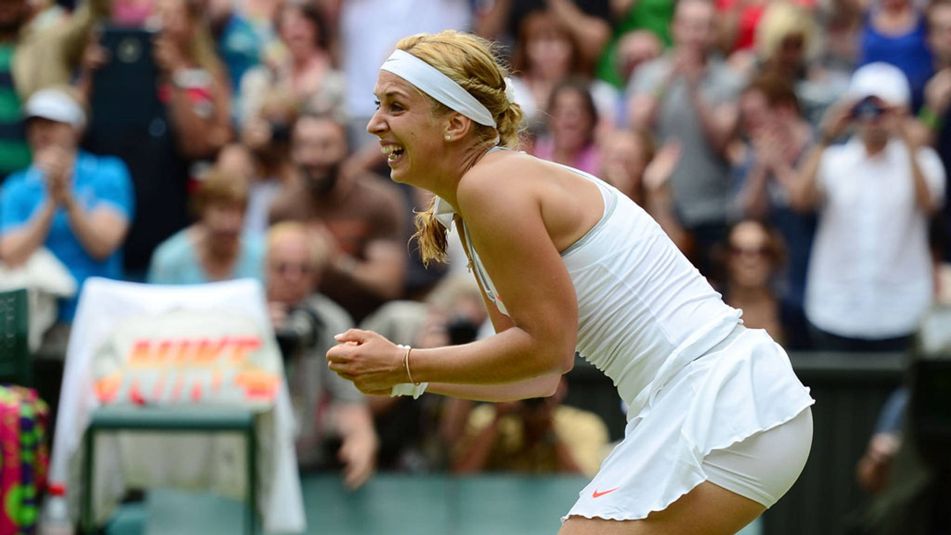 Sabine Lisicki Celebrating Victory Background