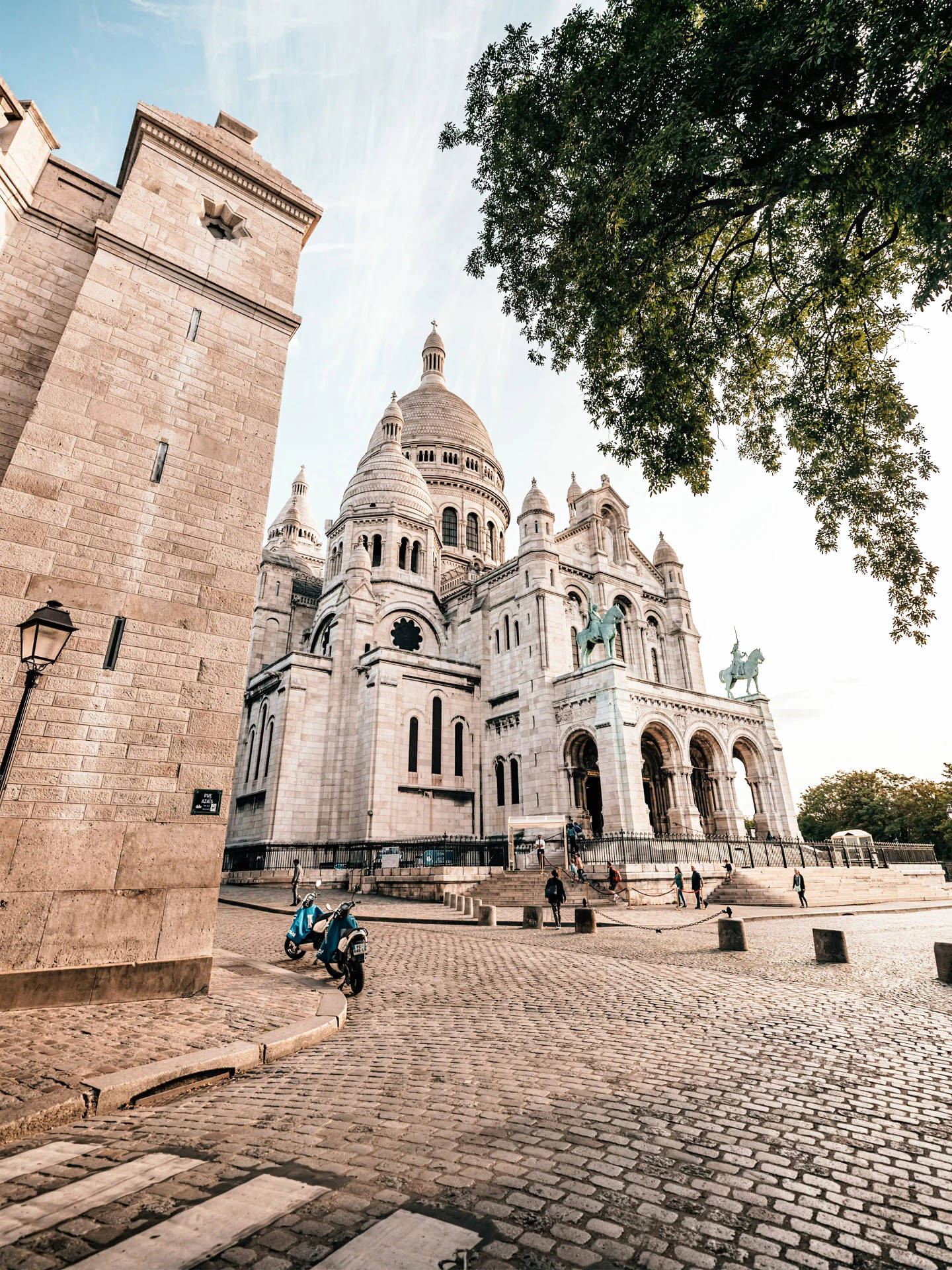 Sacre Coeur Basilica Stone Pathway Background