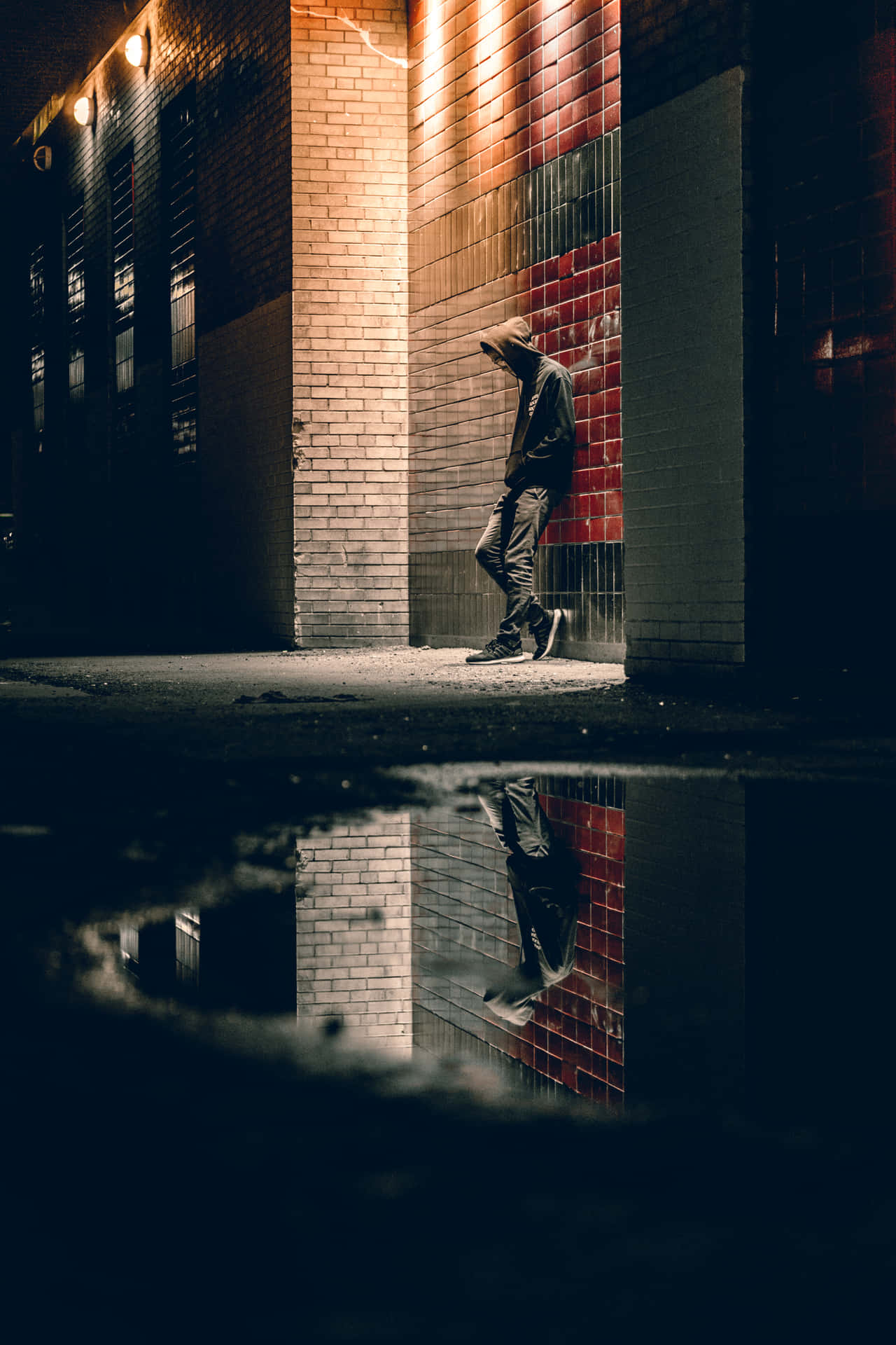 Sad Vibes Man Street Wall Lights Night Background