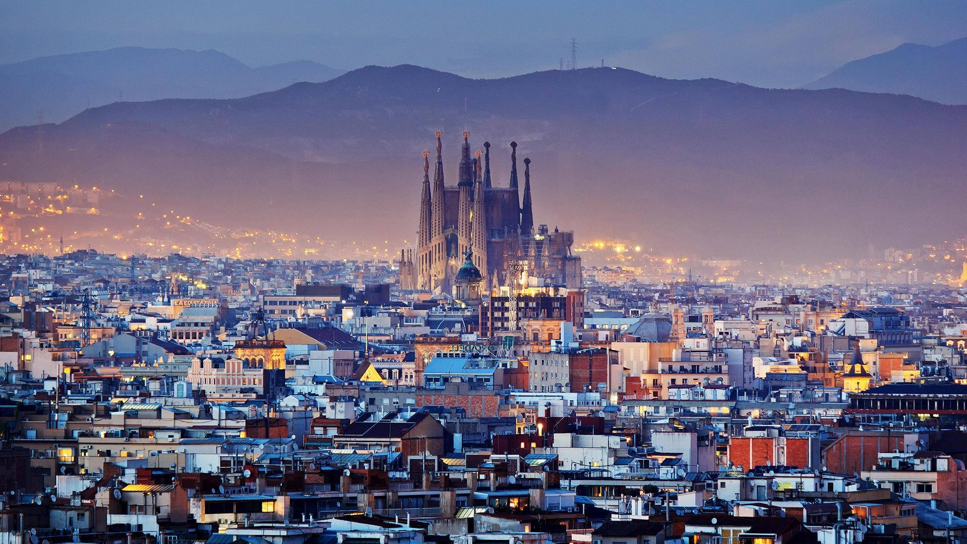 Sagrada Familia Barcelona Neighborhood Background