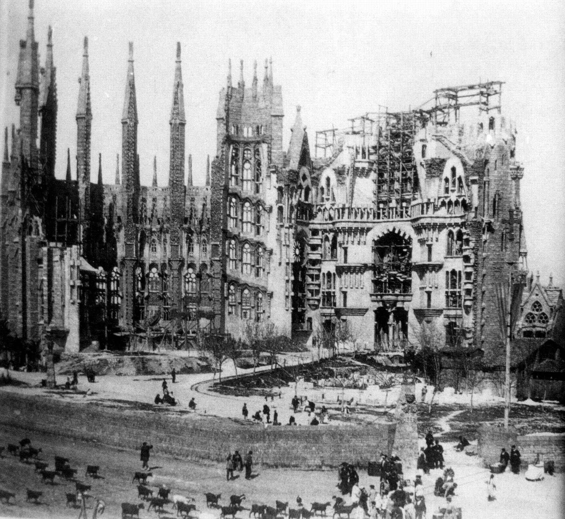 Sagrada Familia Black And White