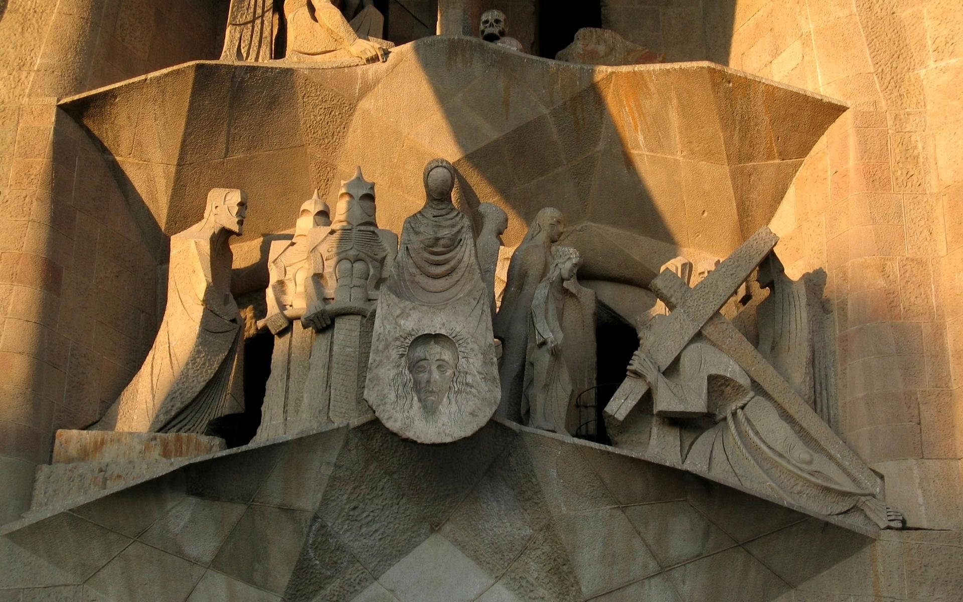 Sagrada Familia Crucifixion Scene Background