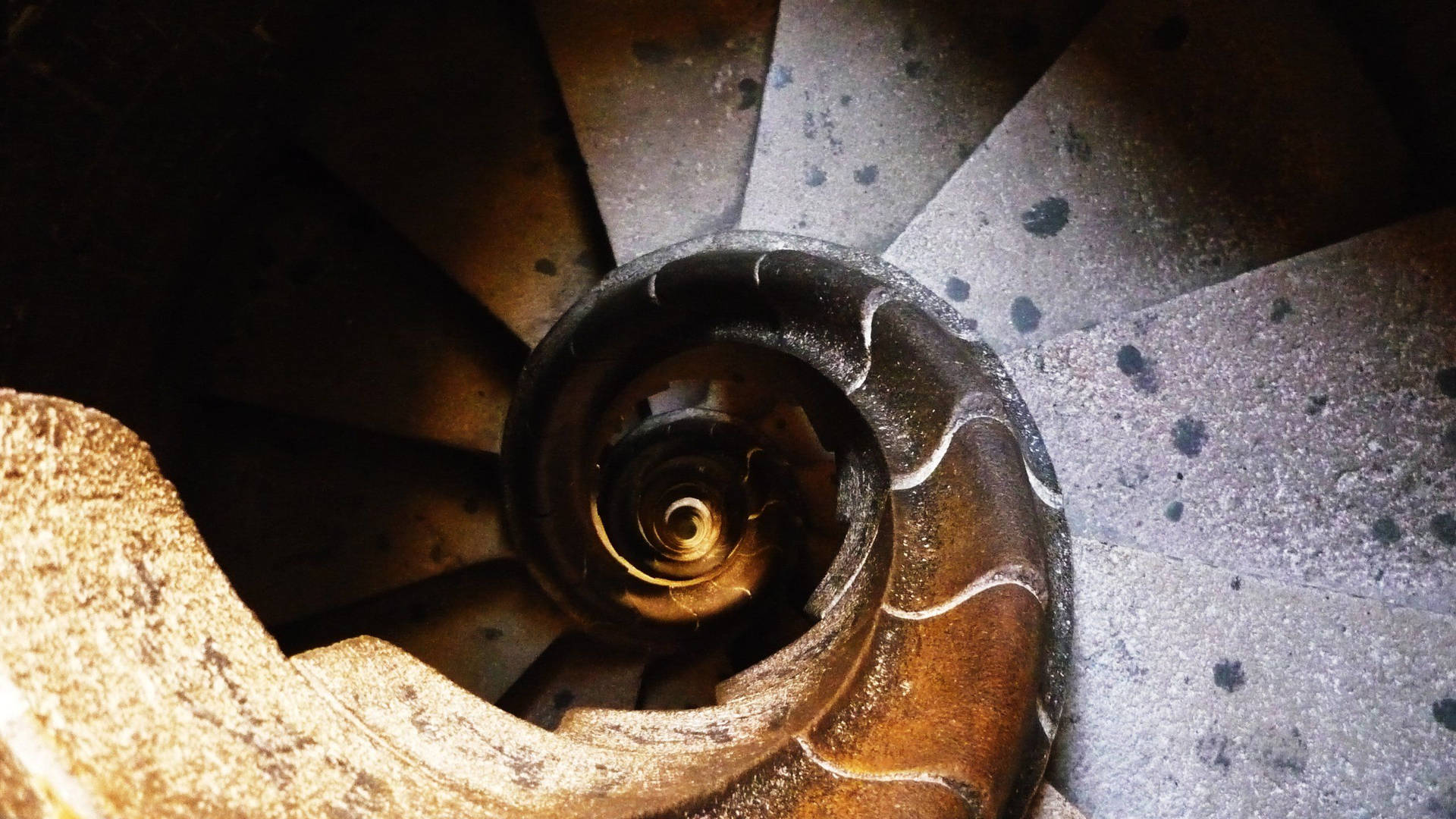 Sagrada Familia Spiral Staircase Background