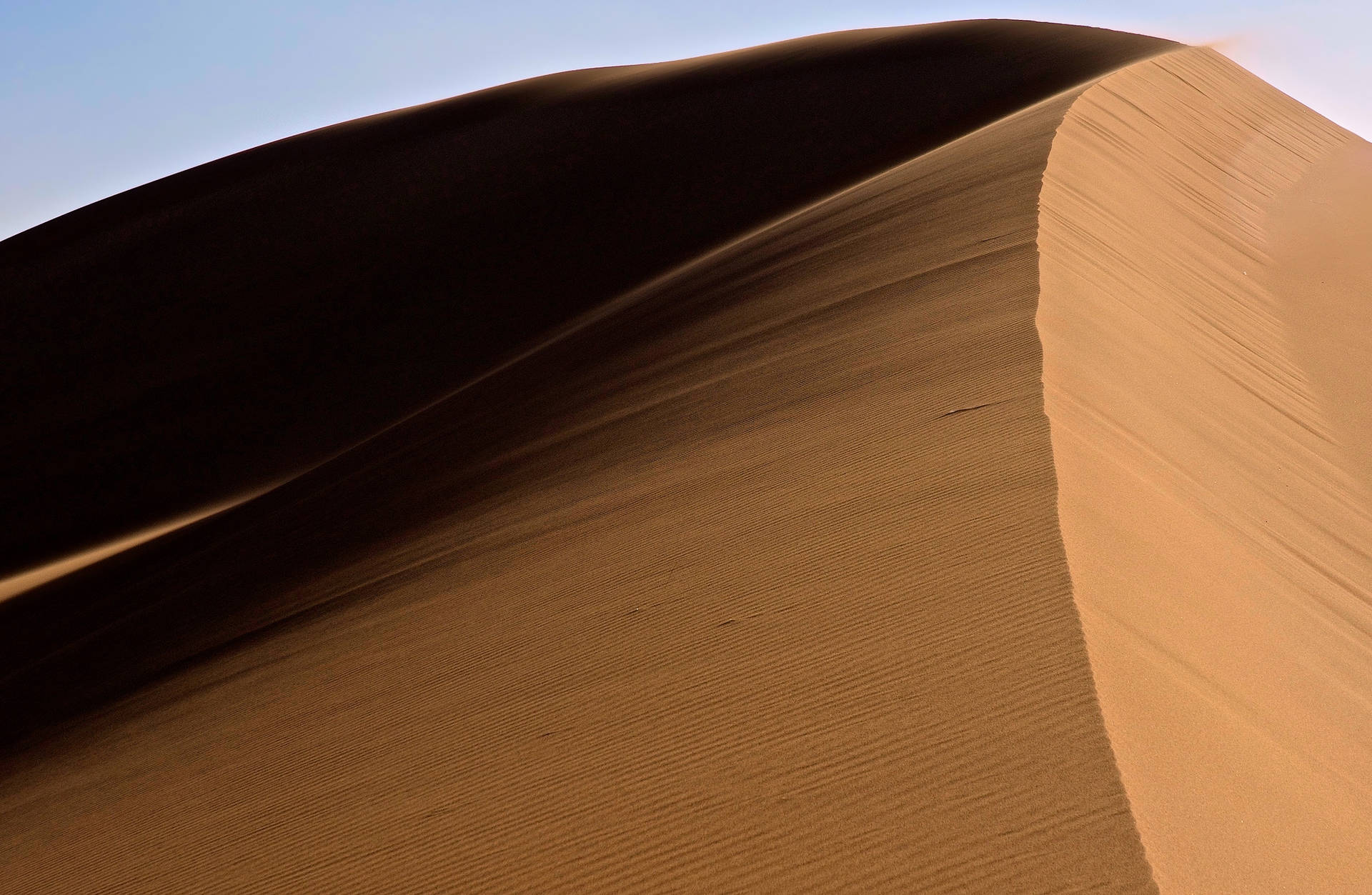 Sahara Sand Dune Slopes Background