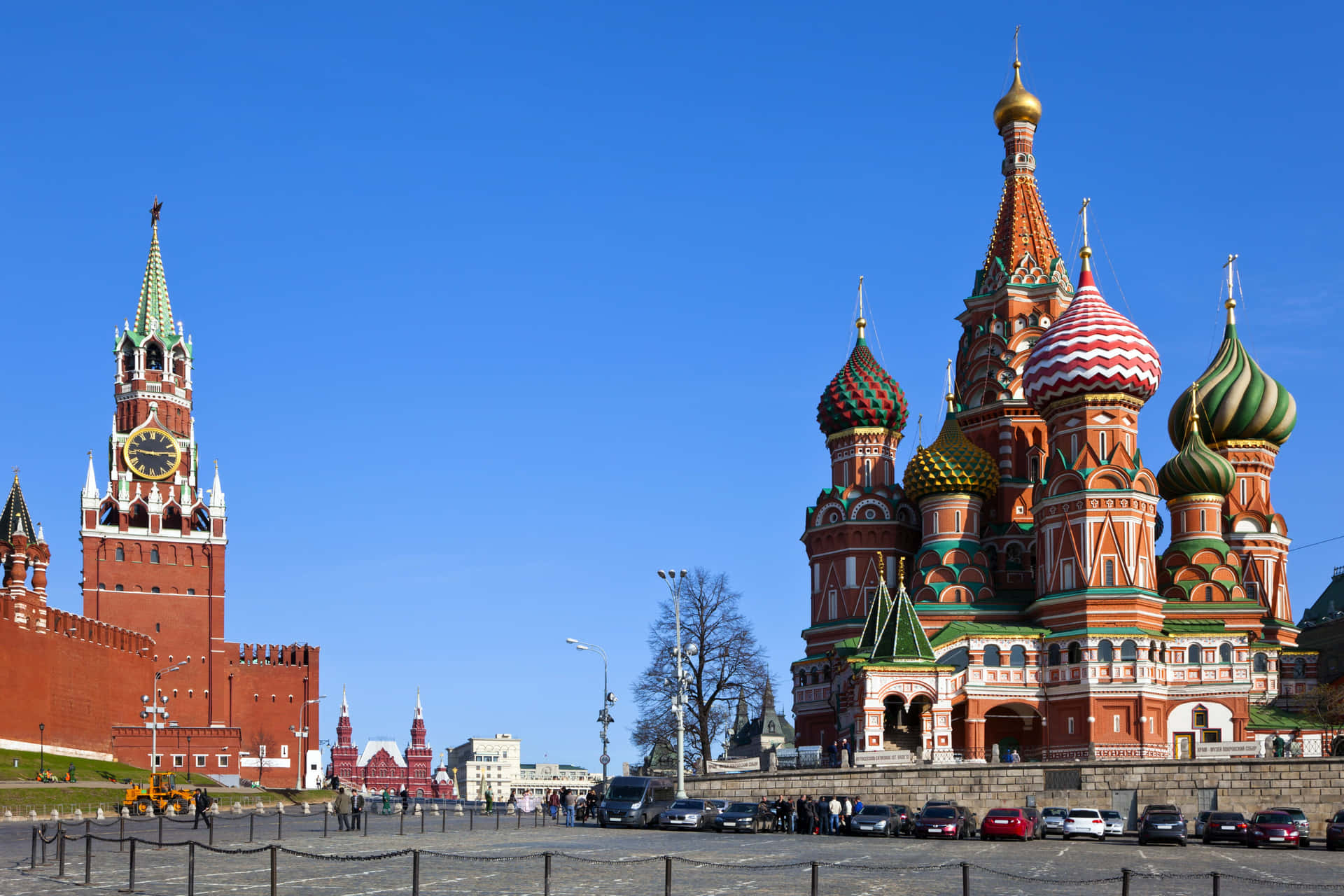 Saint Basils Cathedral Spasskaya Tower Daytime Background