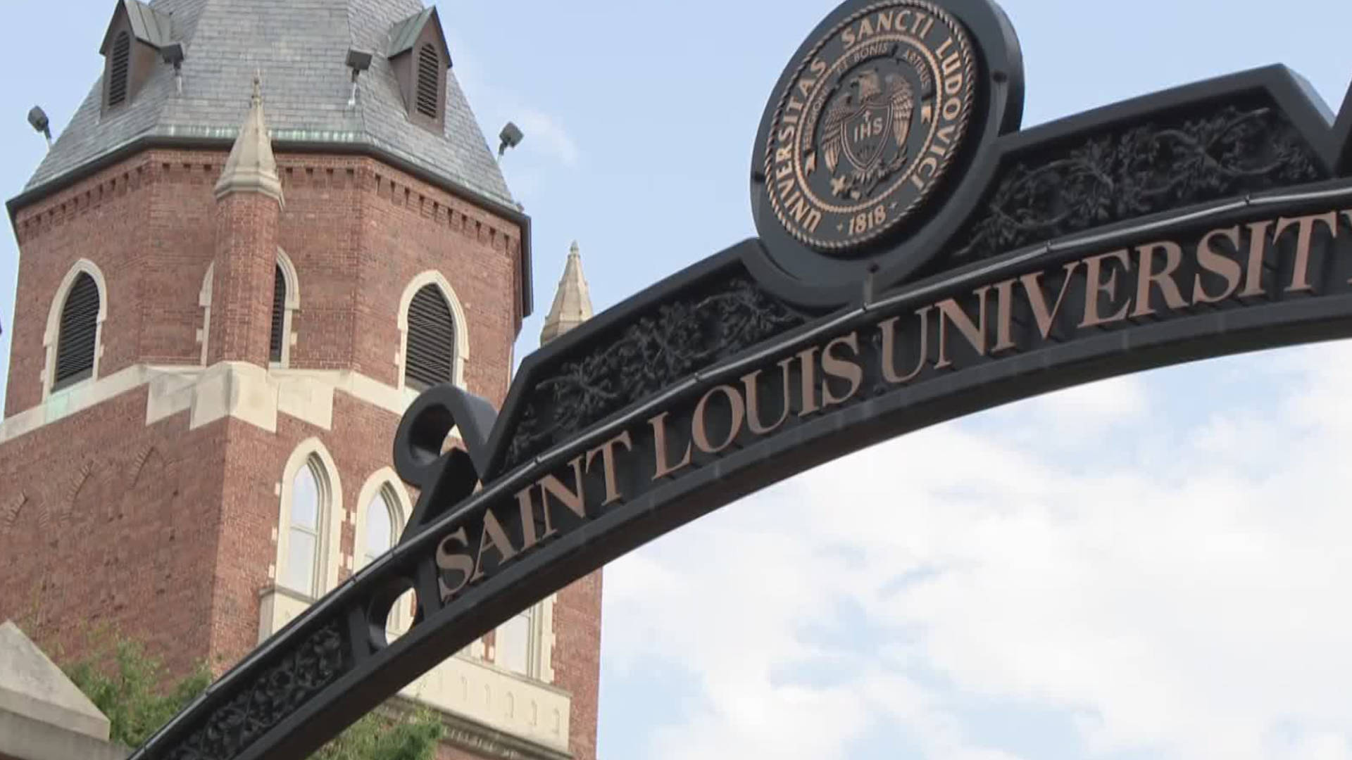 Saint Louis University Arch Background