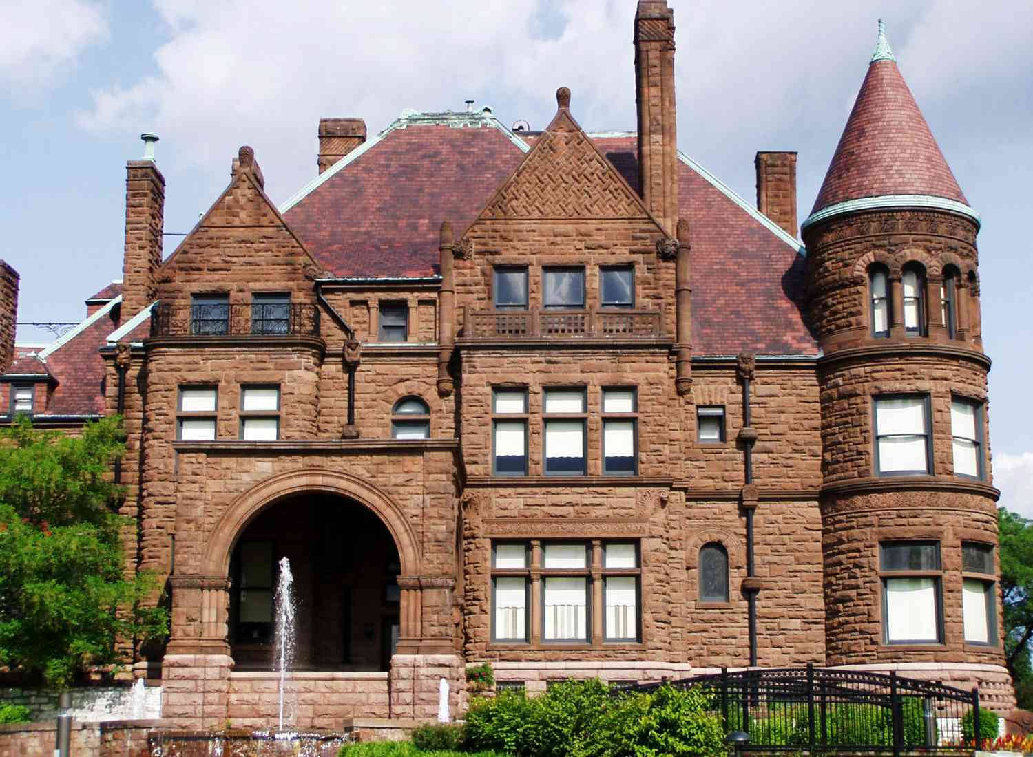 Saint Louis University Cupples House Background